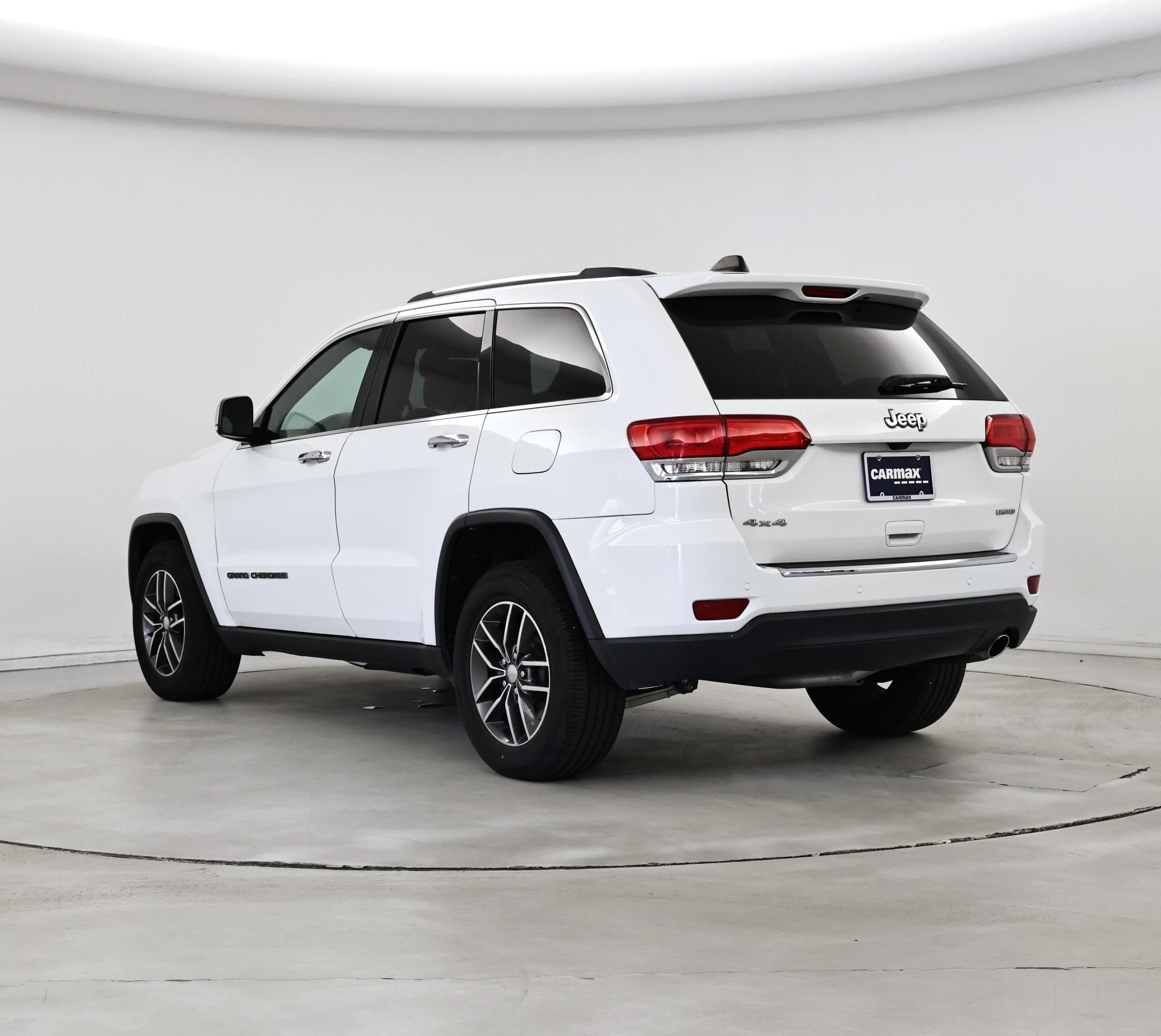 Thumbnail: 2017 Jeep Grand Cherokee - 2