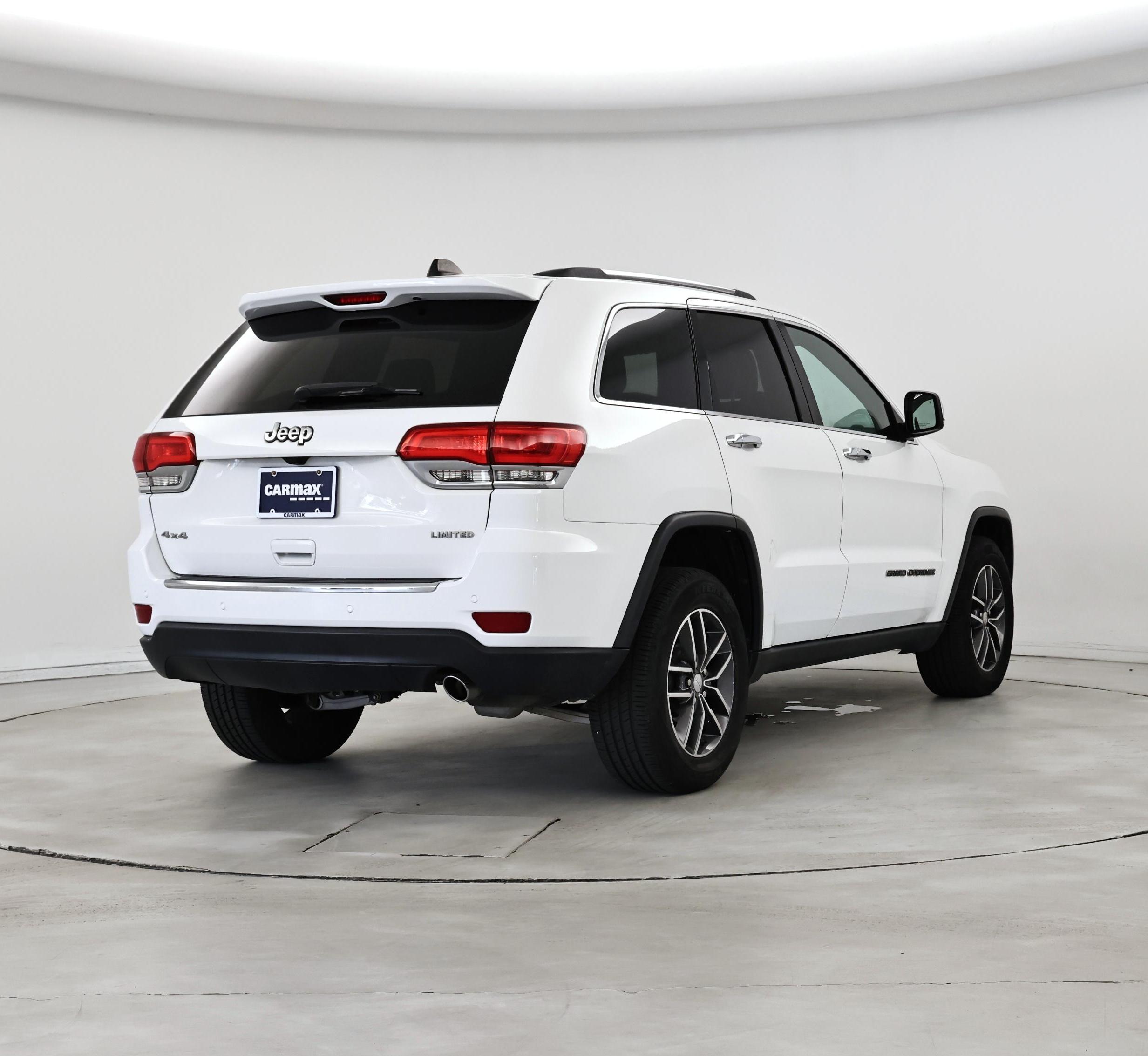 Thumbnail: 2017 Jeep Grand Cherokee - 8