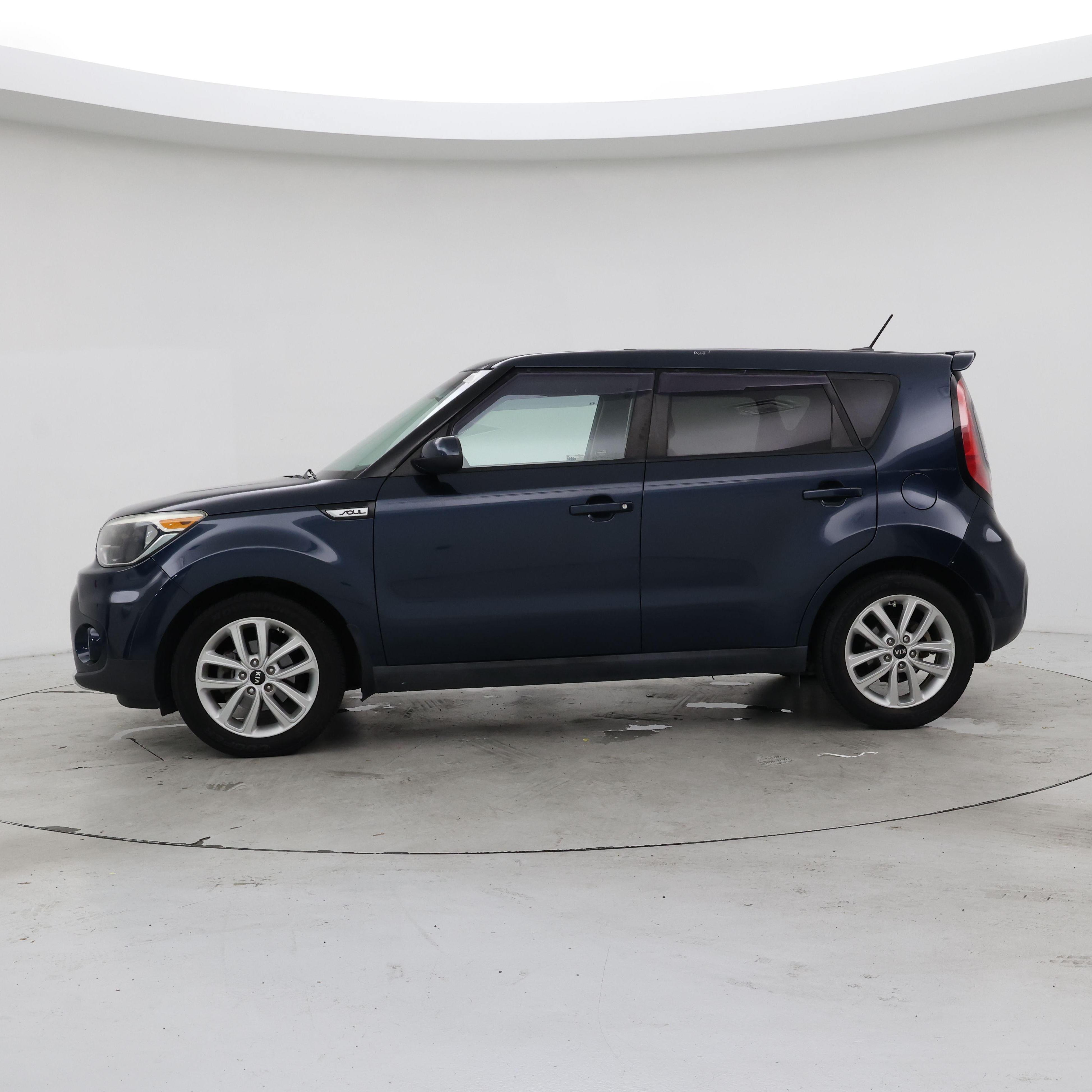 Thumbnail: 2018 Kia Soul - 3