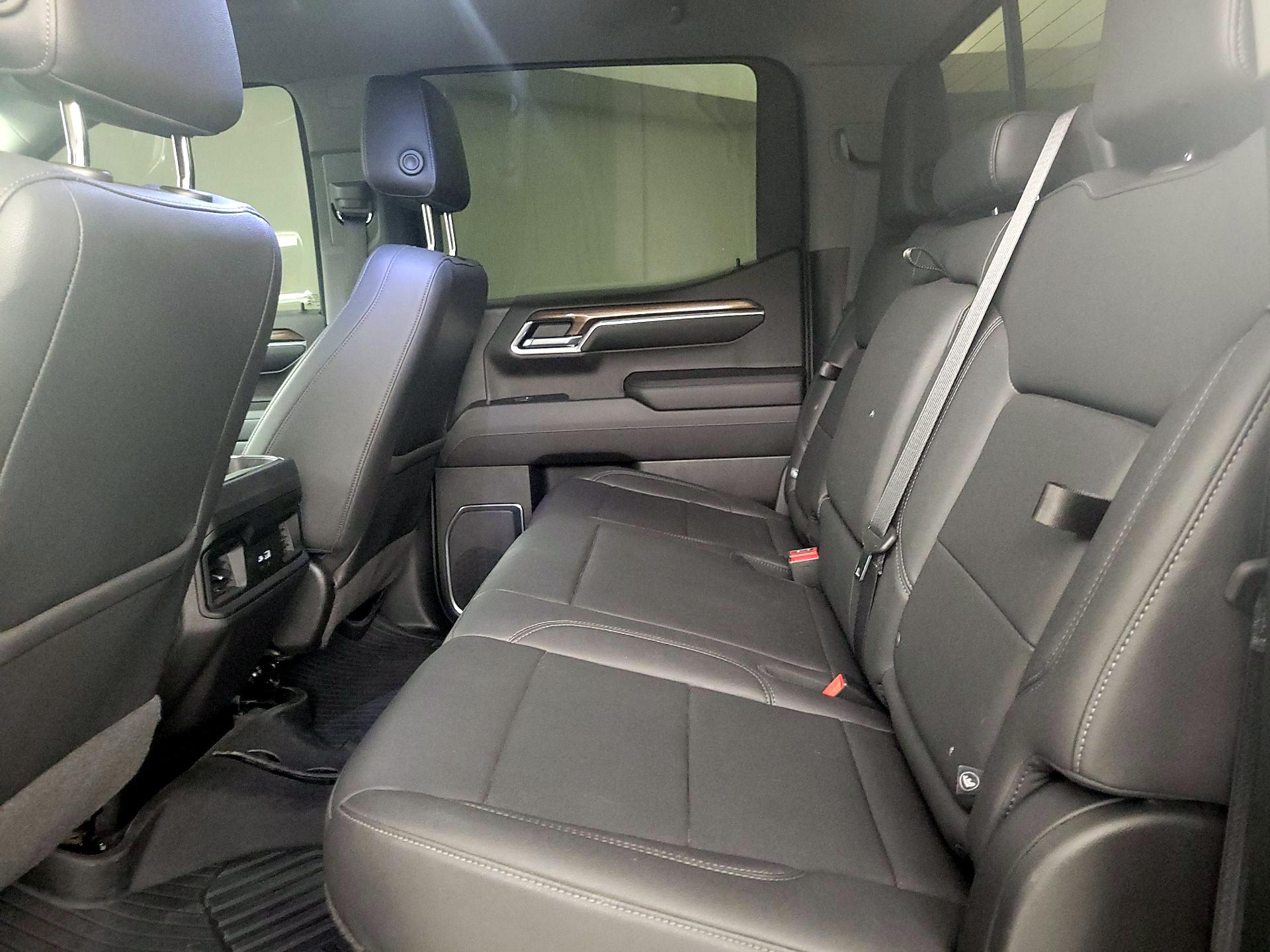 Thumbnail: 2022 Chevrolet Silverado 1500 - 20