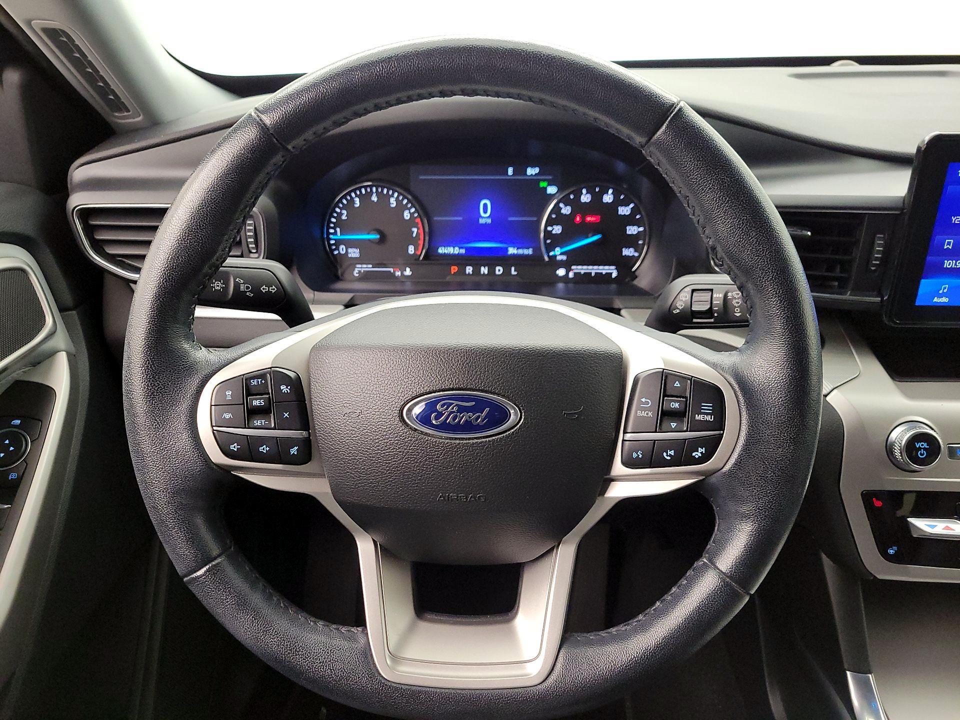Thumbnail: 2022 Ford Explorer - 10