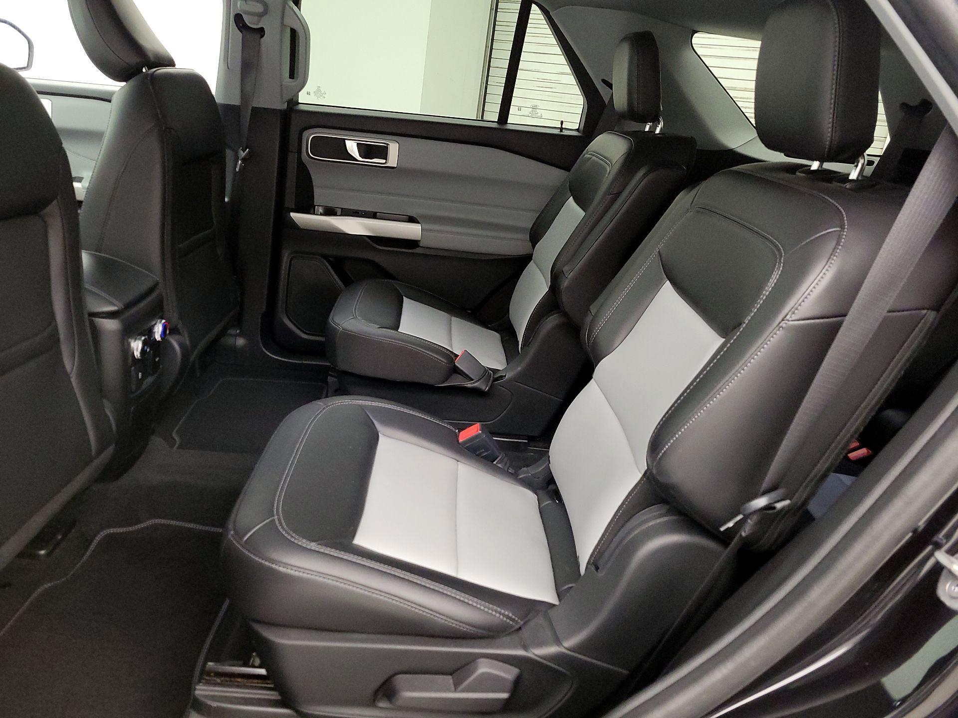 Thumbnail: 2022 Ford Explorer - 20