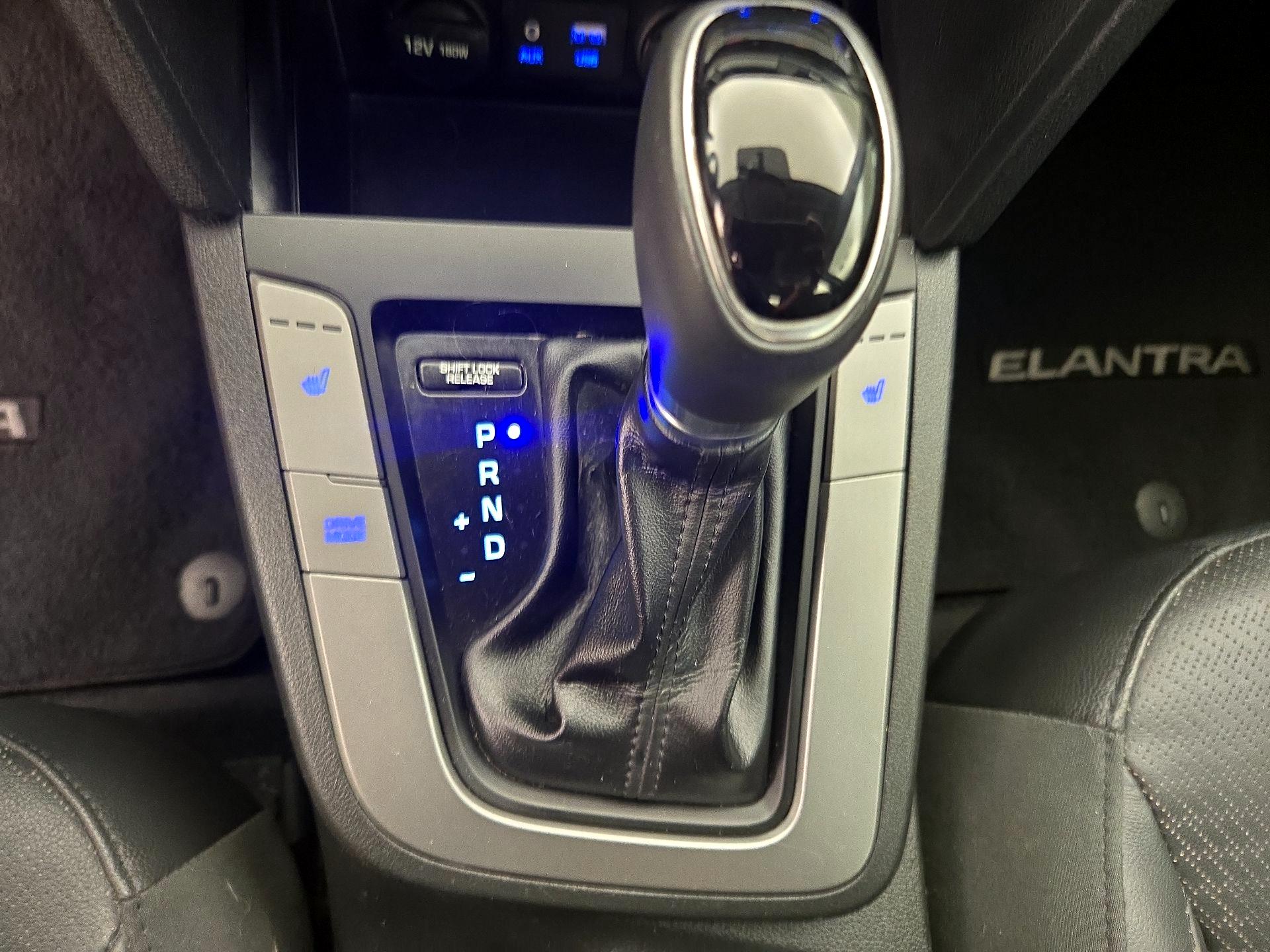 Thumbnail: 2017 Hyundai Elantra - 17