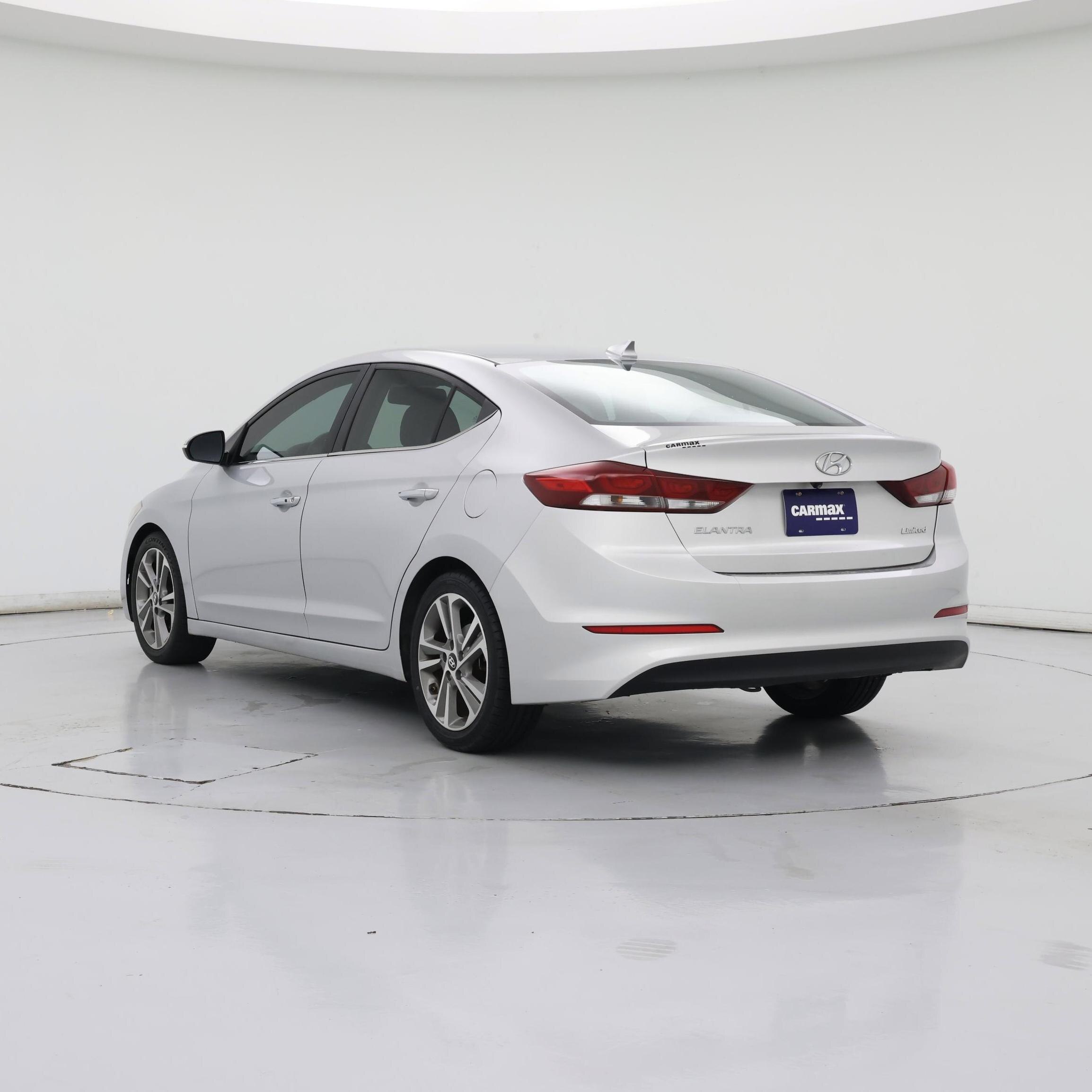 Thumbnail: 2017 Hyundai Elantra - 2