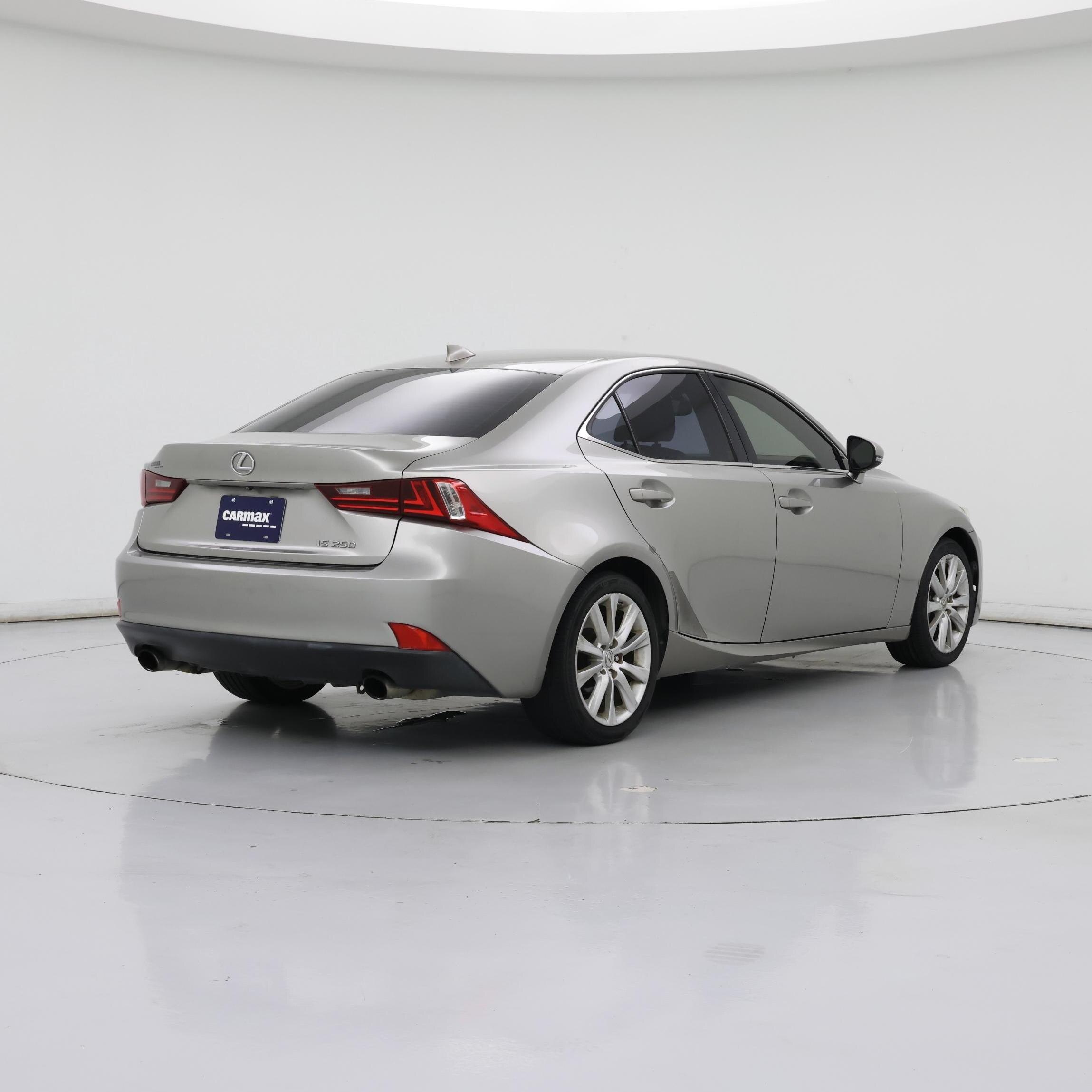 Thumbnail: 2015 Lexus IS - 8
