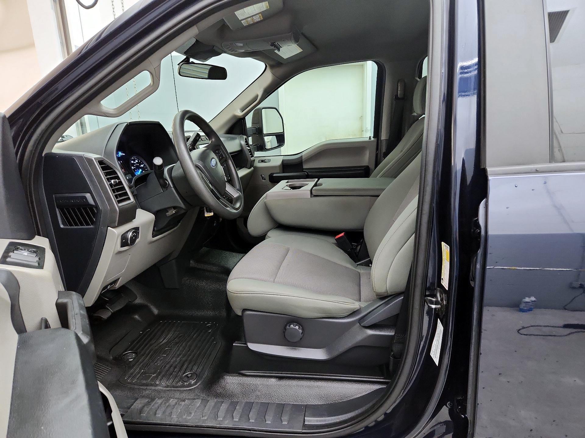 Thumbnail: 2022 Ford F-350 - 11