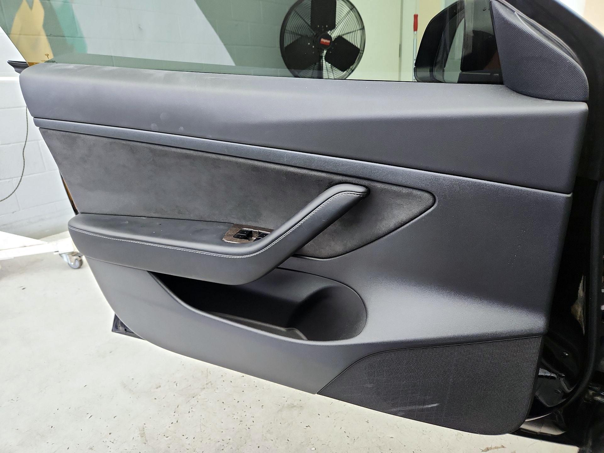 Thumbnail: 2020 Tesla Model 3 - 12