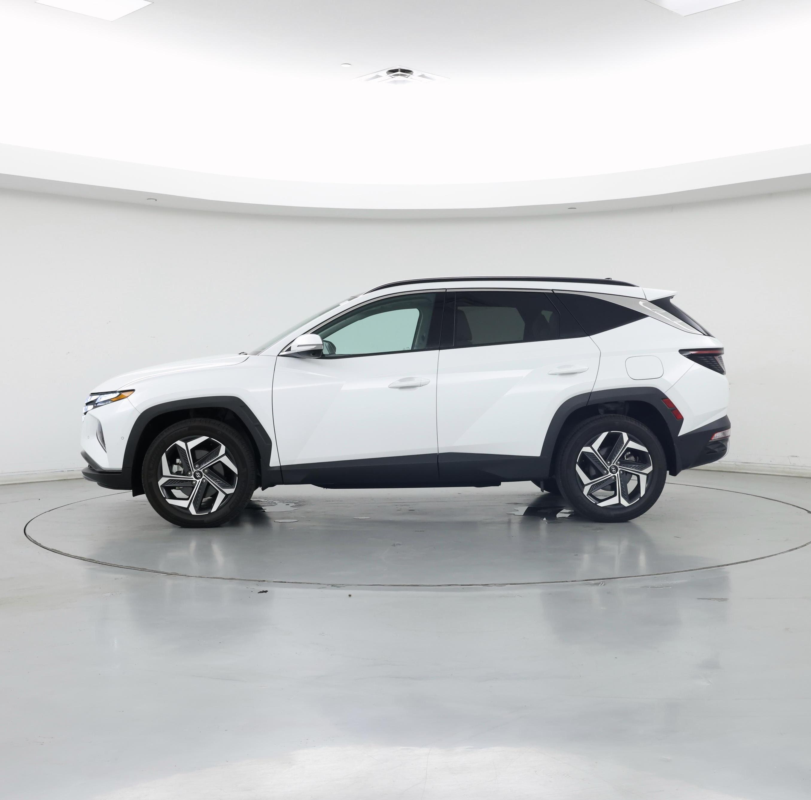 Thumbnail: 2022 Hyundai Tucson - 3