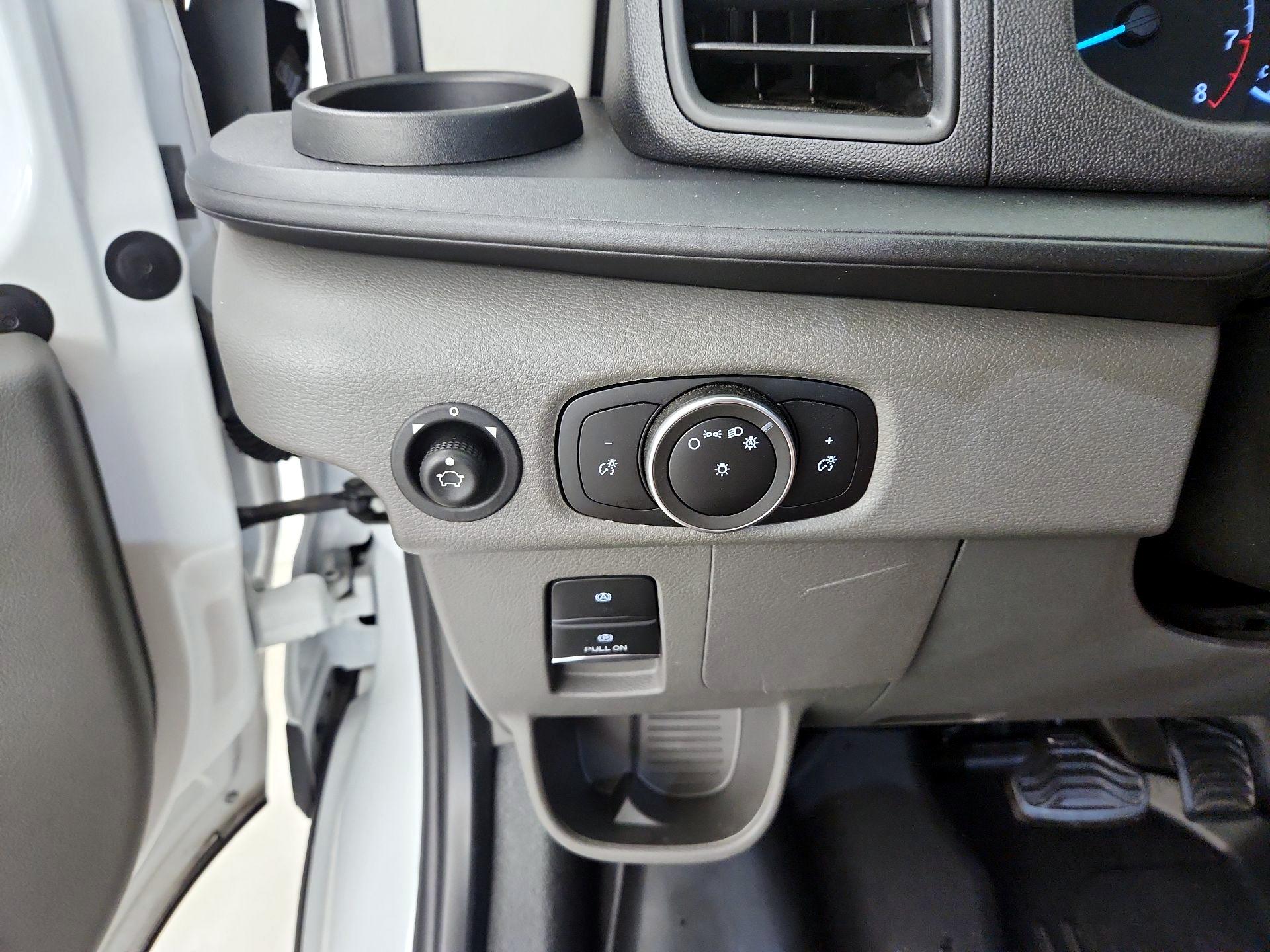 Thumbnail: 2022 Ford Transit Series - 13