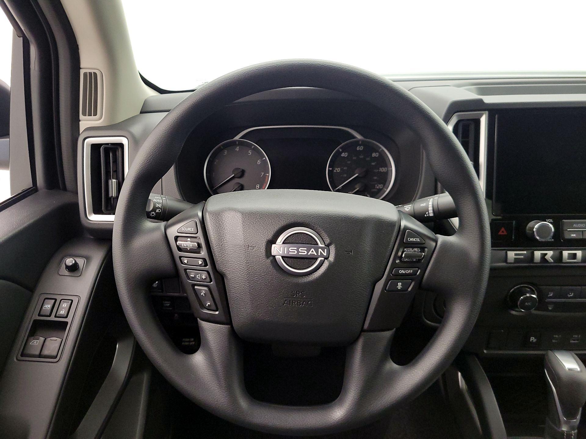 Thumbnail: 2025 Nissan Frontier - 9