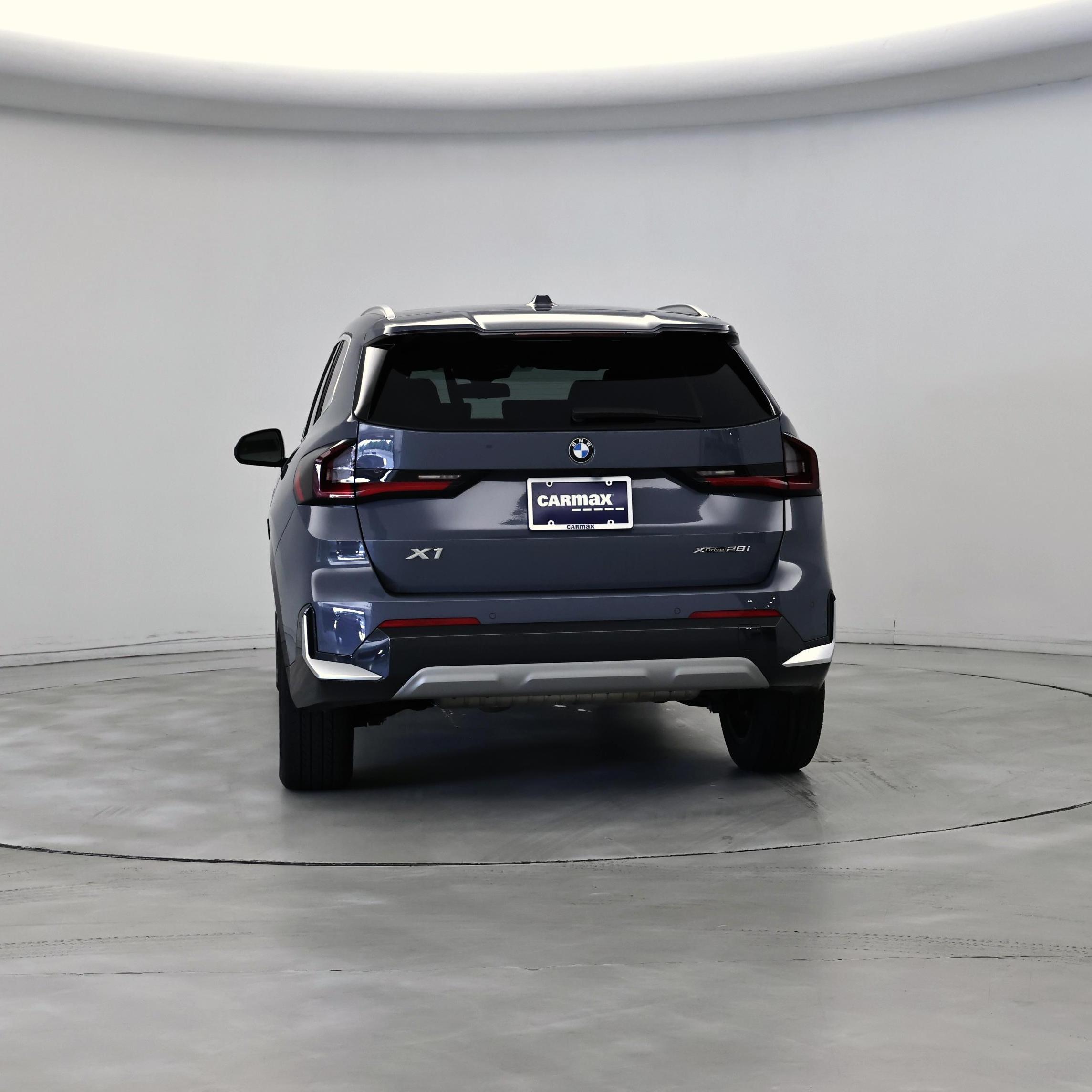 Thumbnail: 2023 BMW X1 - 6
