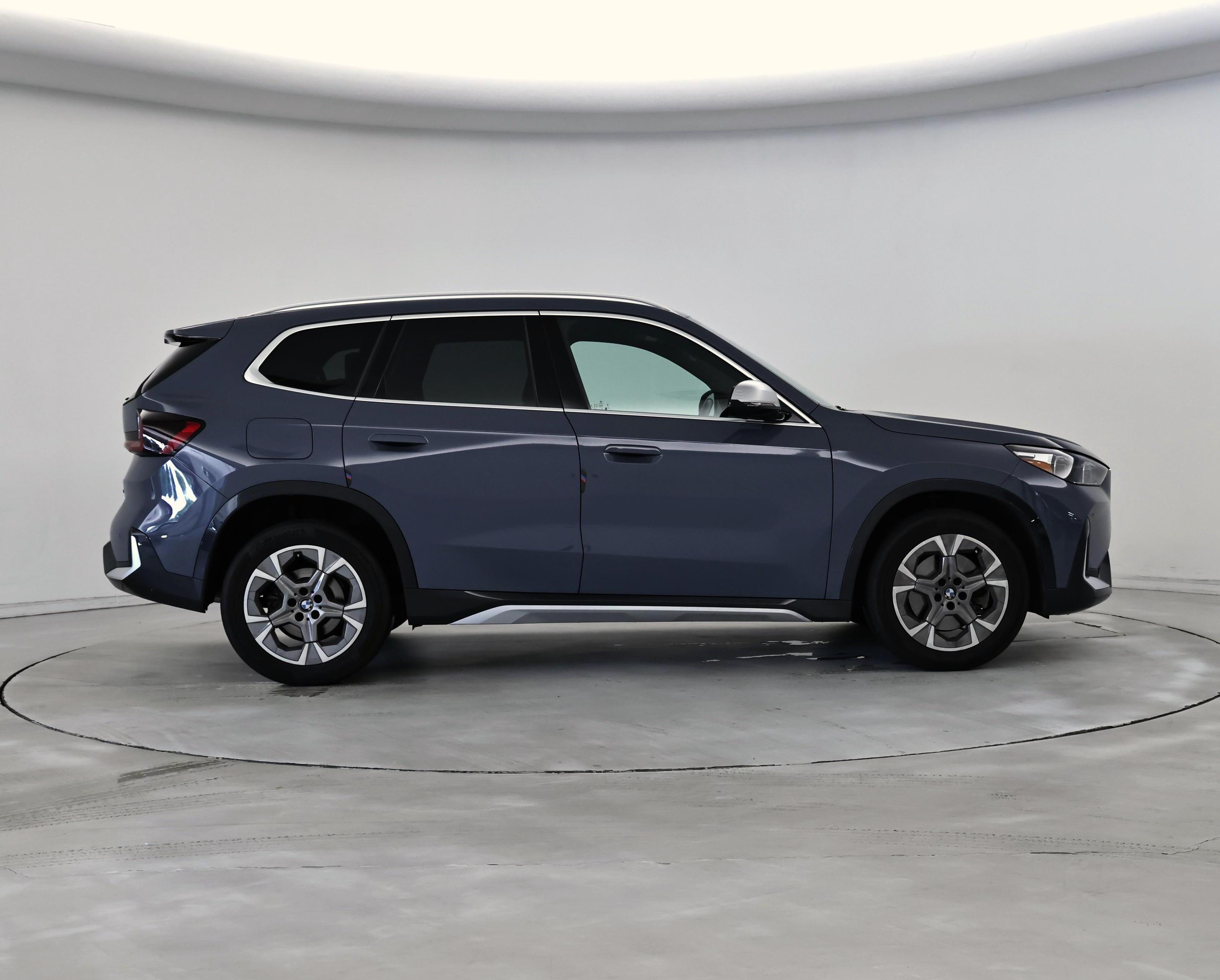 Thumbnail: 2023 BMW X1 - 7