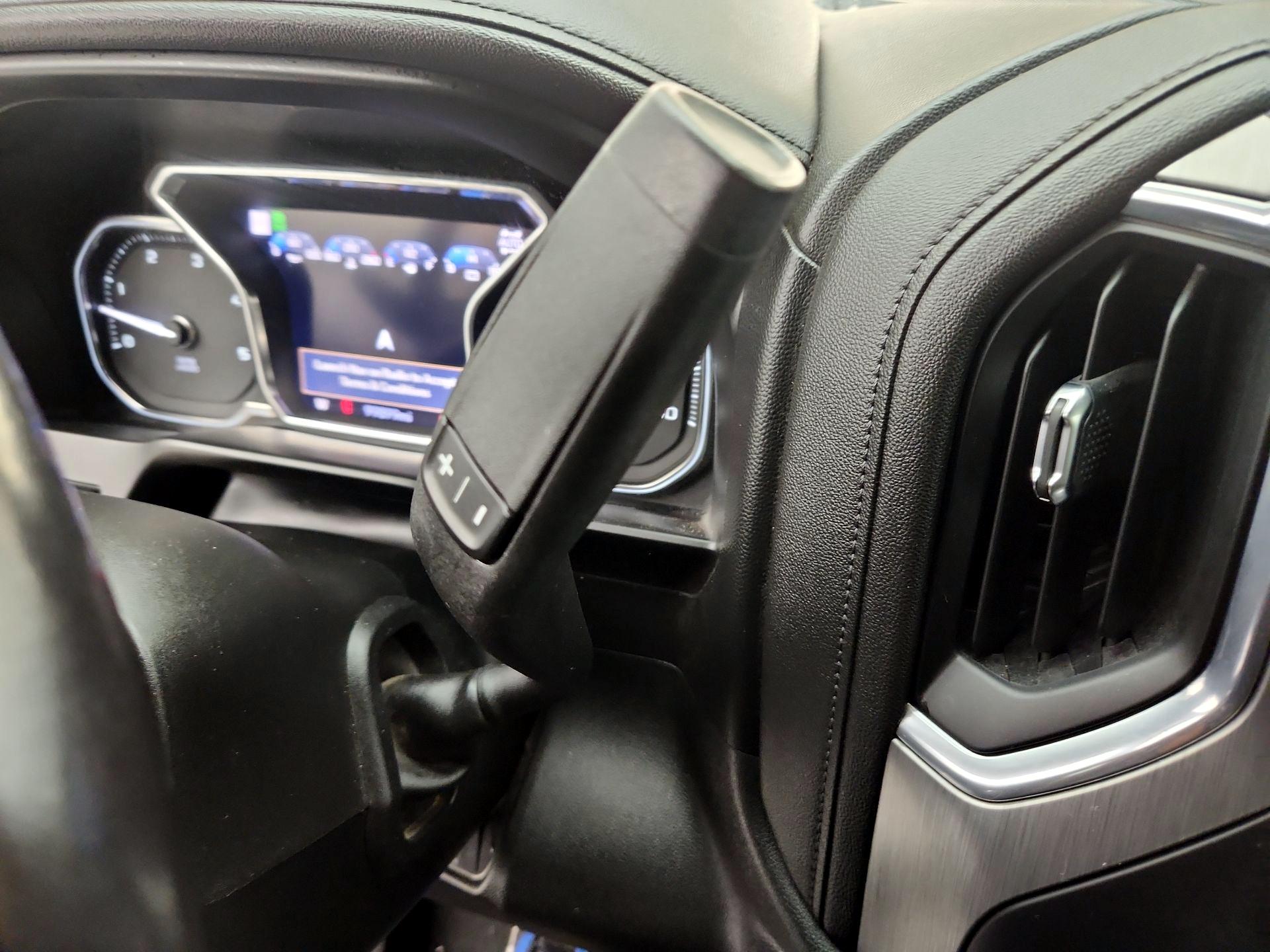 Thumbnail: 2021 GMC Sierra 2500 - 17