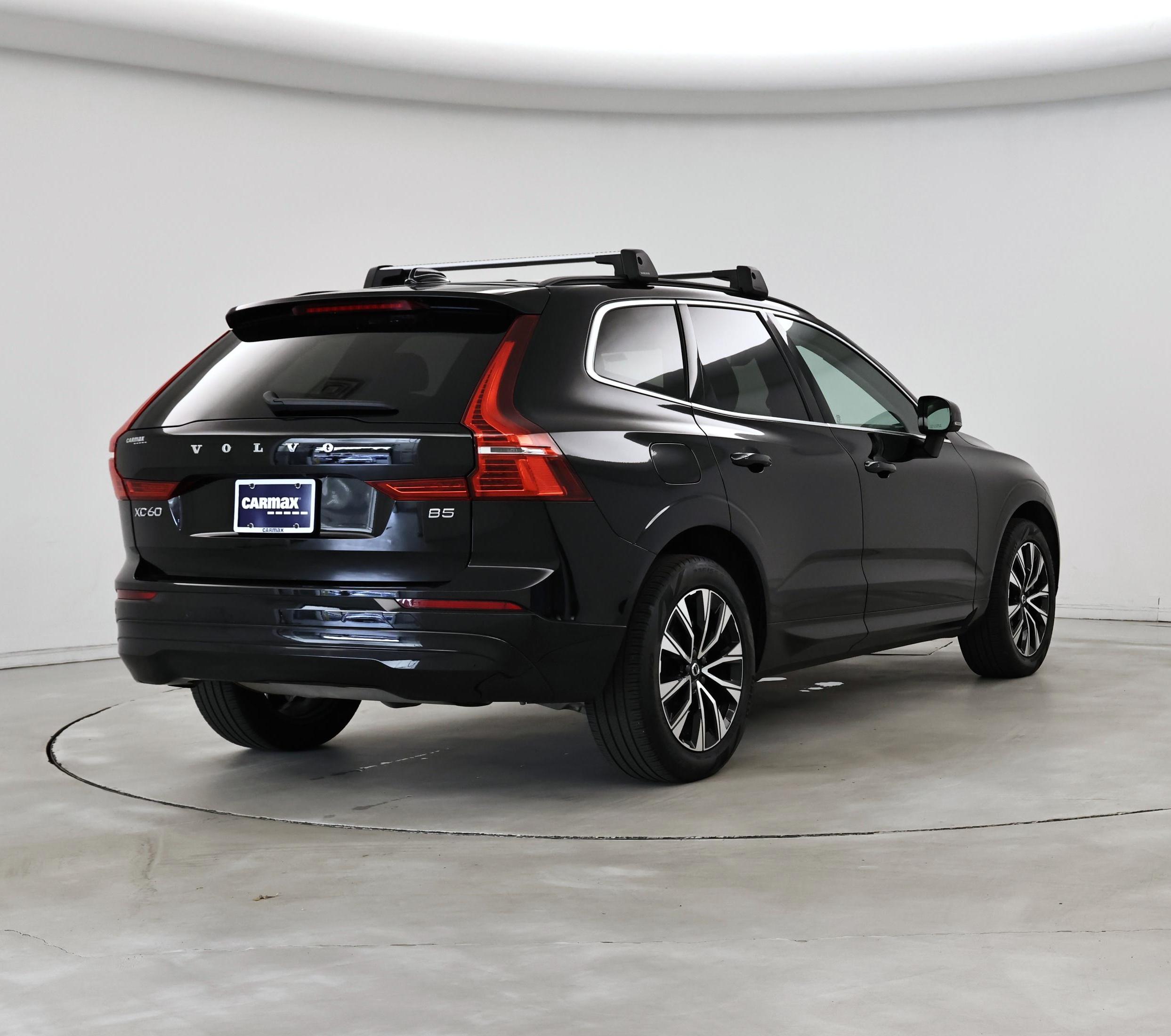 Thumbnail: 2023 Volvo XC60 - 8