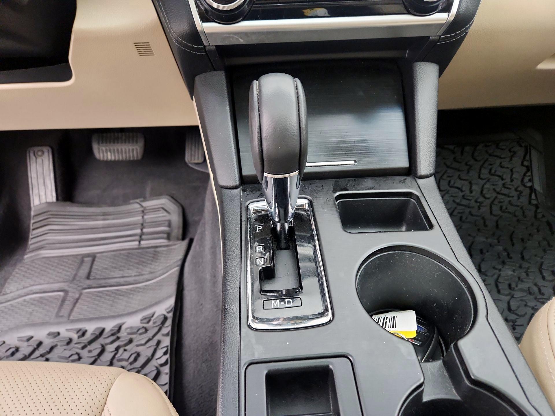 Thumbnail: 2018 Subaru Outback - 17