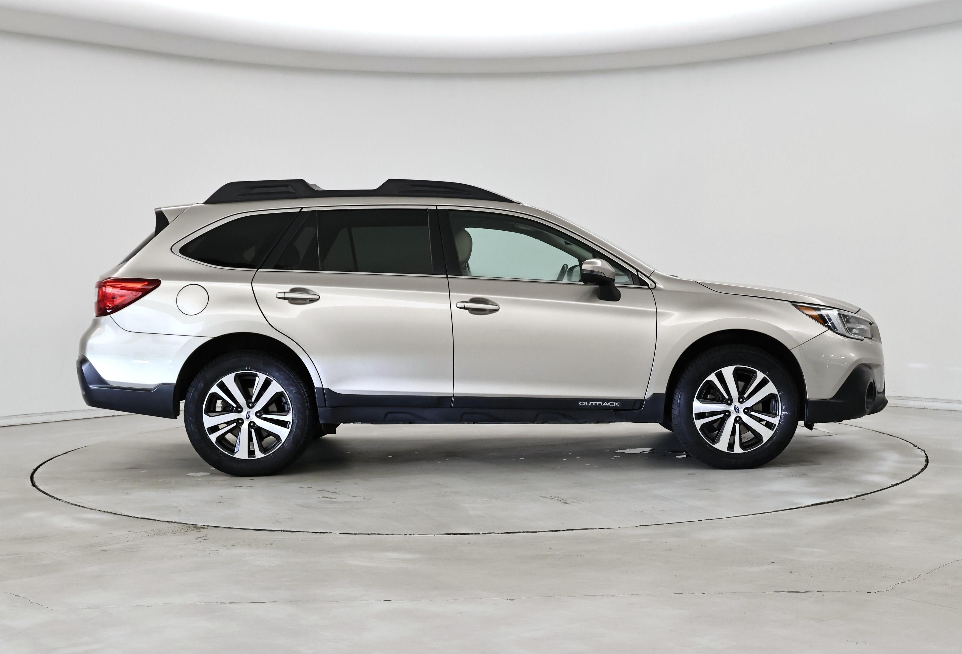 Thumbnail: 2018 Subaru Outback - 7