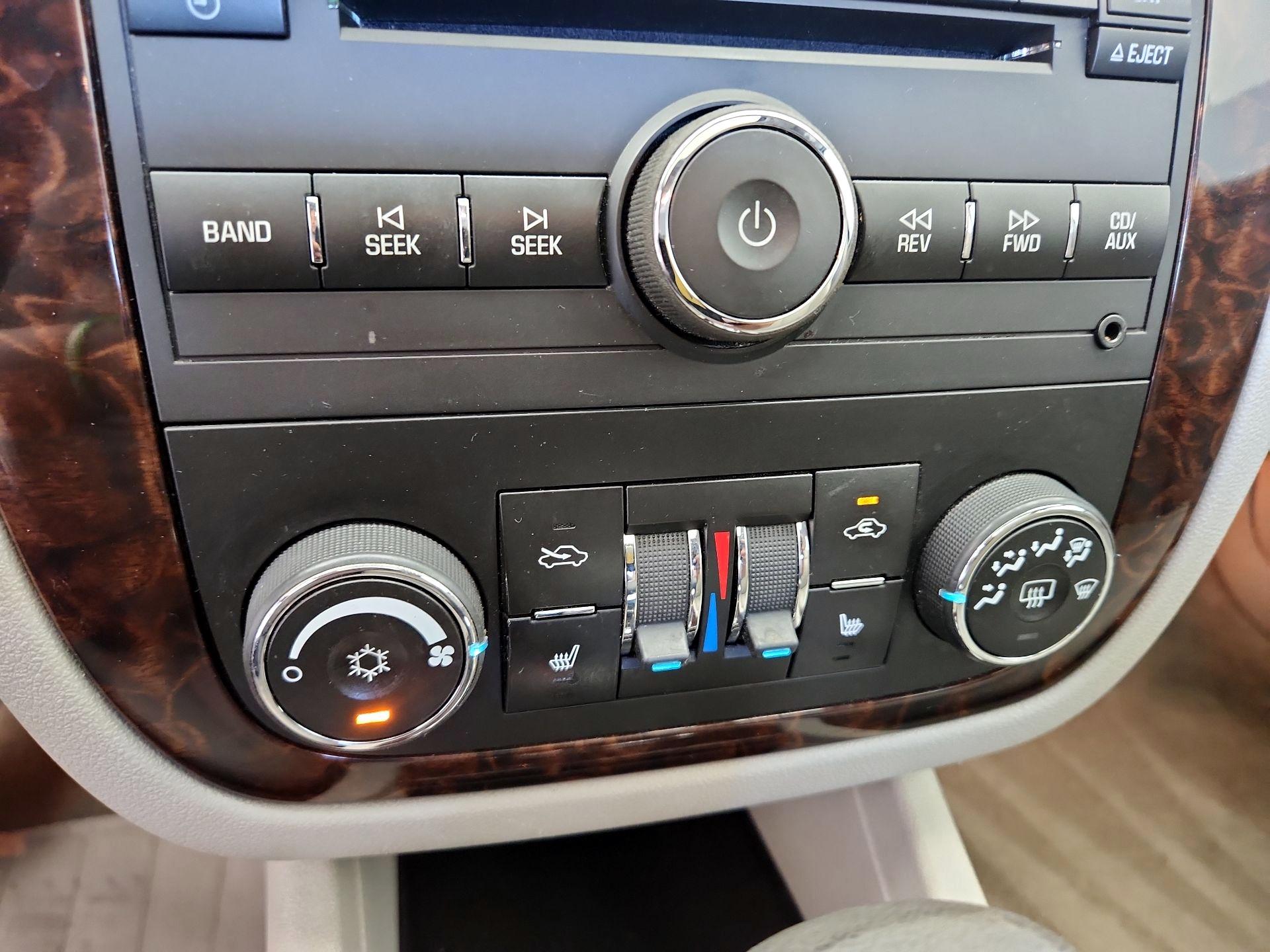 Thumbnail: 2015 Chevrolet Impala - 15