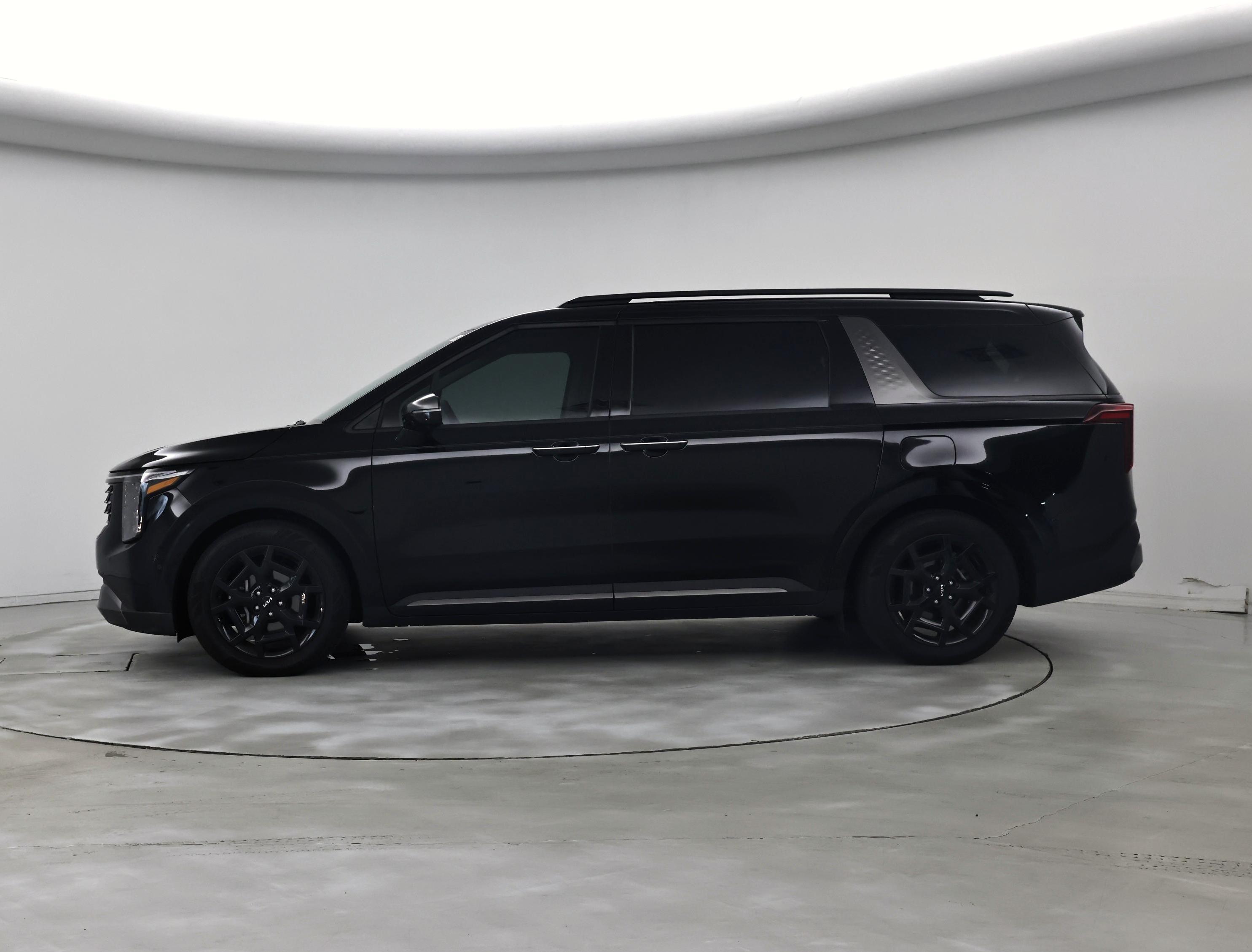 Thumbnail: 2025 Kia Carnival - 3