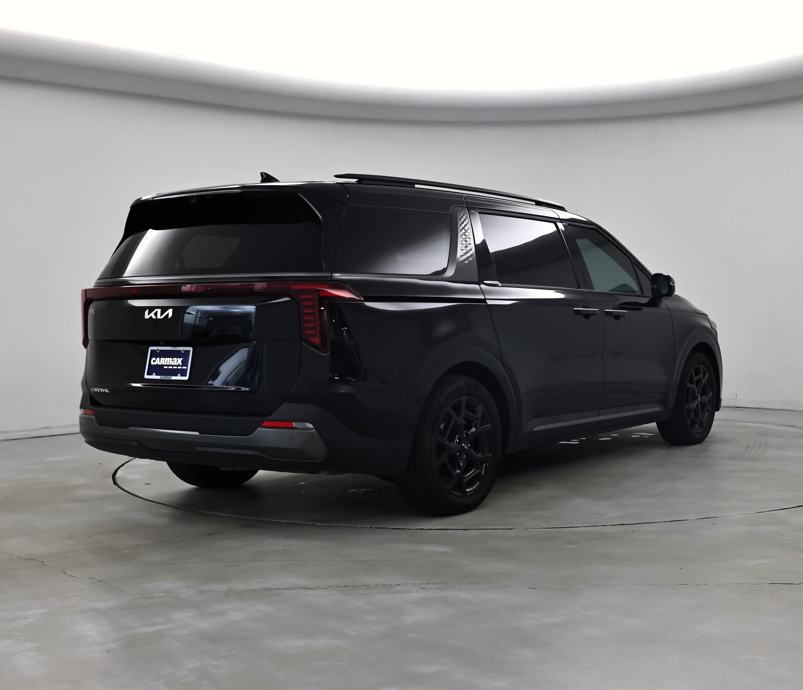 Thumbnail: 2025 Kia Carnival - 8