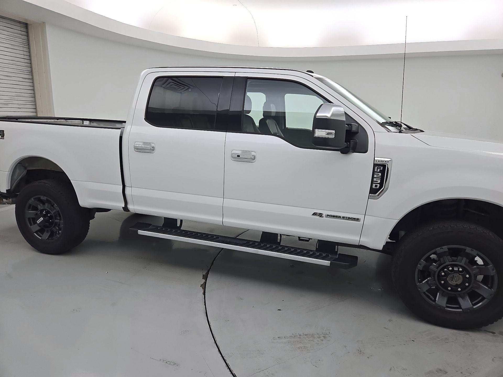 Thumbnail: 2017 Ford F-250 - 4