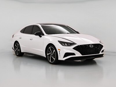 White 2023 Hyundai Sonata SEL Plus