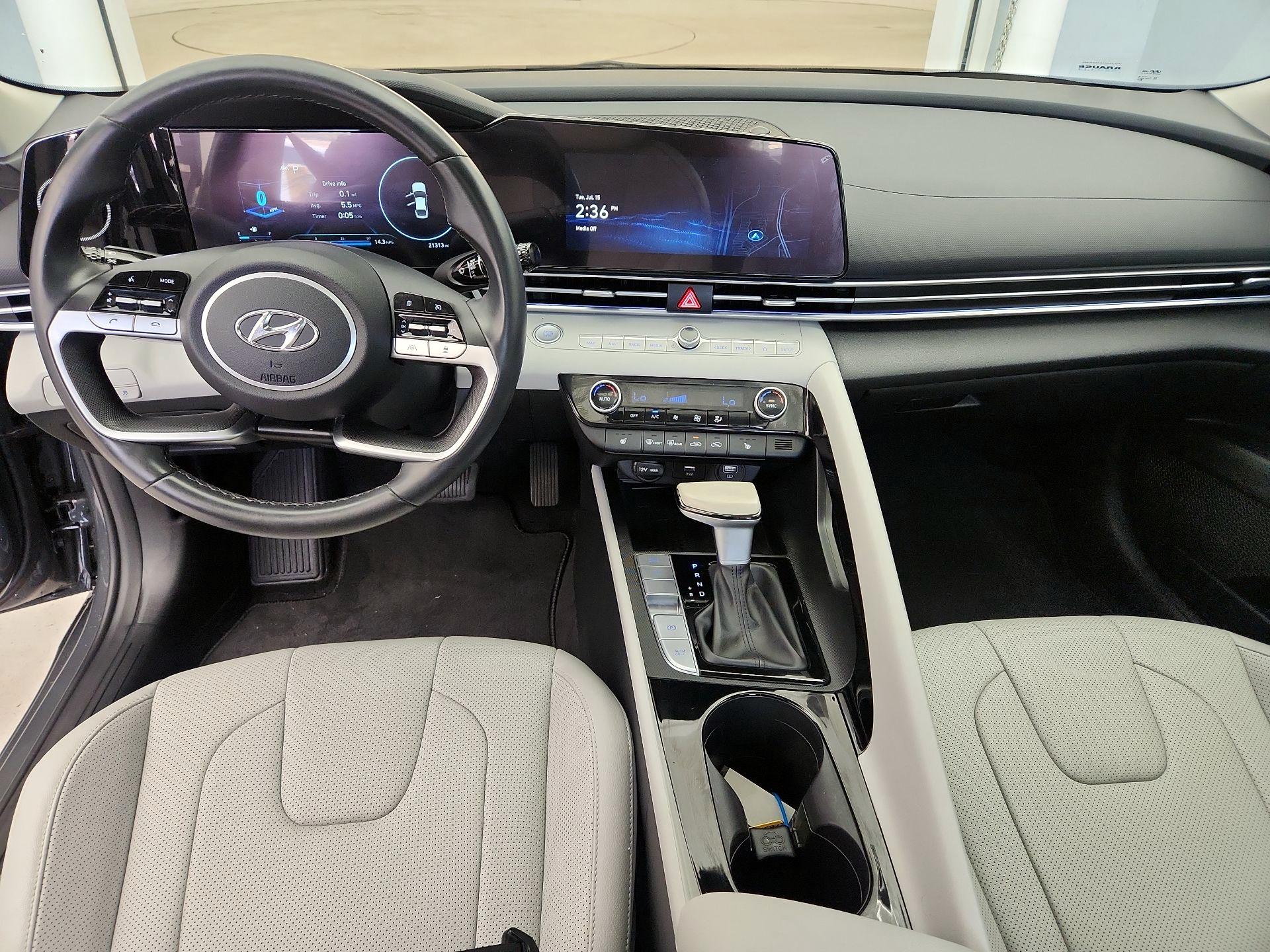Thumbnail: 2023 Hyundai Elantra - 9