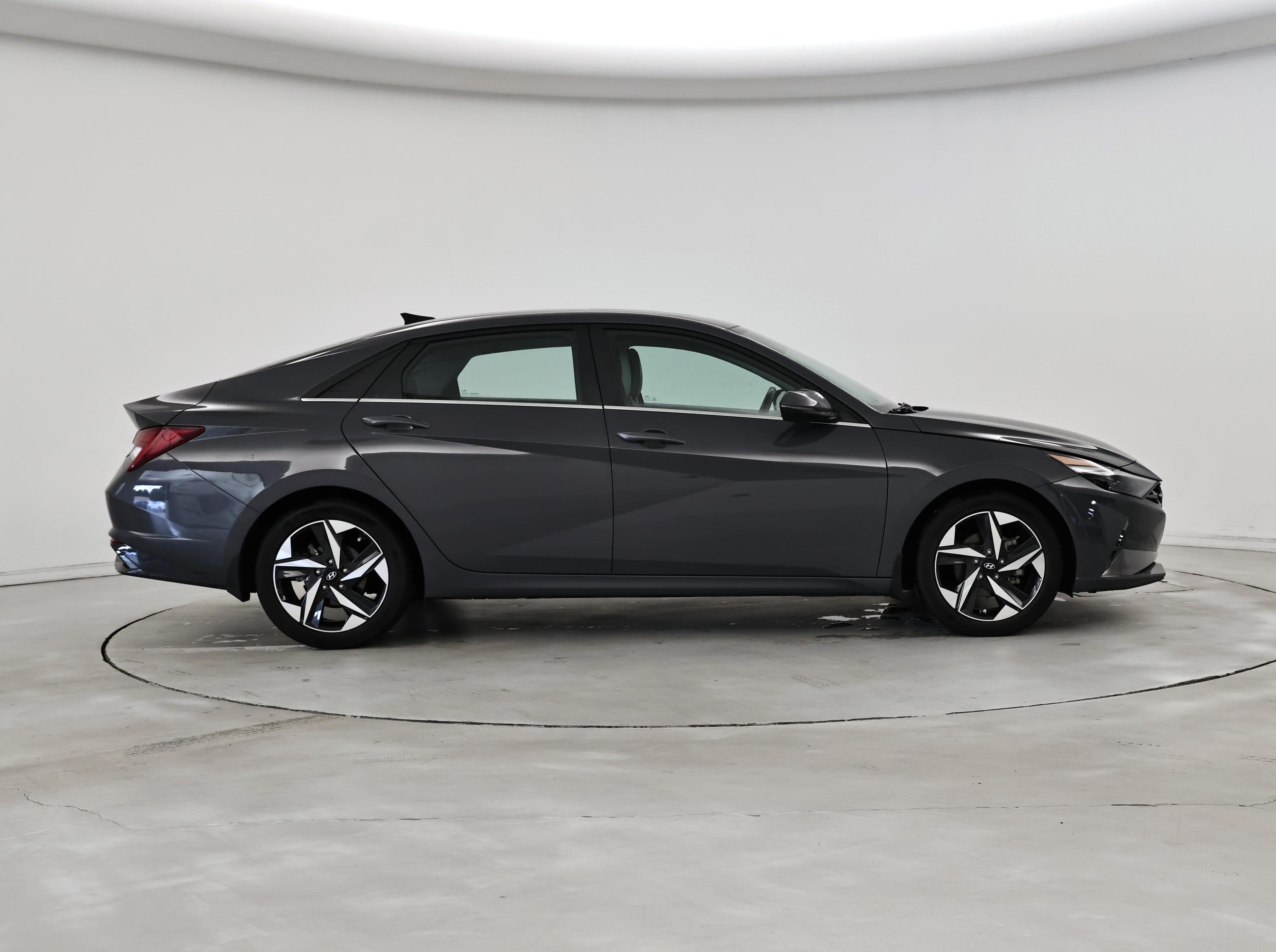 Thumbnail: 2023 Hyundai Elantra - 7