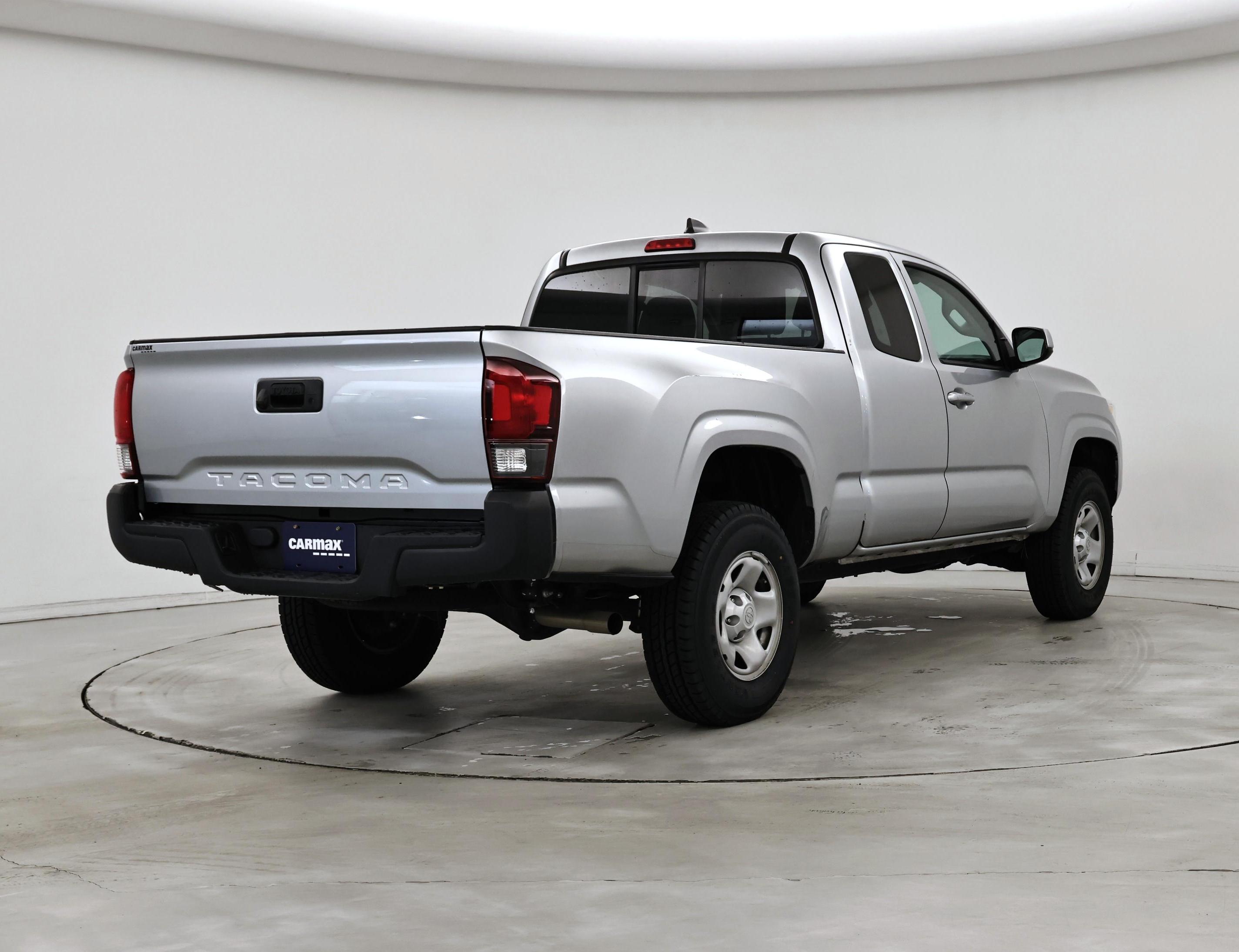 Thumbnail: 2022 Toyota Tacoma - 8