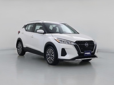 White 2024 Nissan Kicks SV