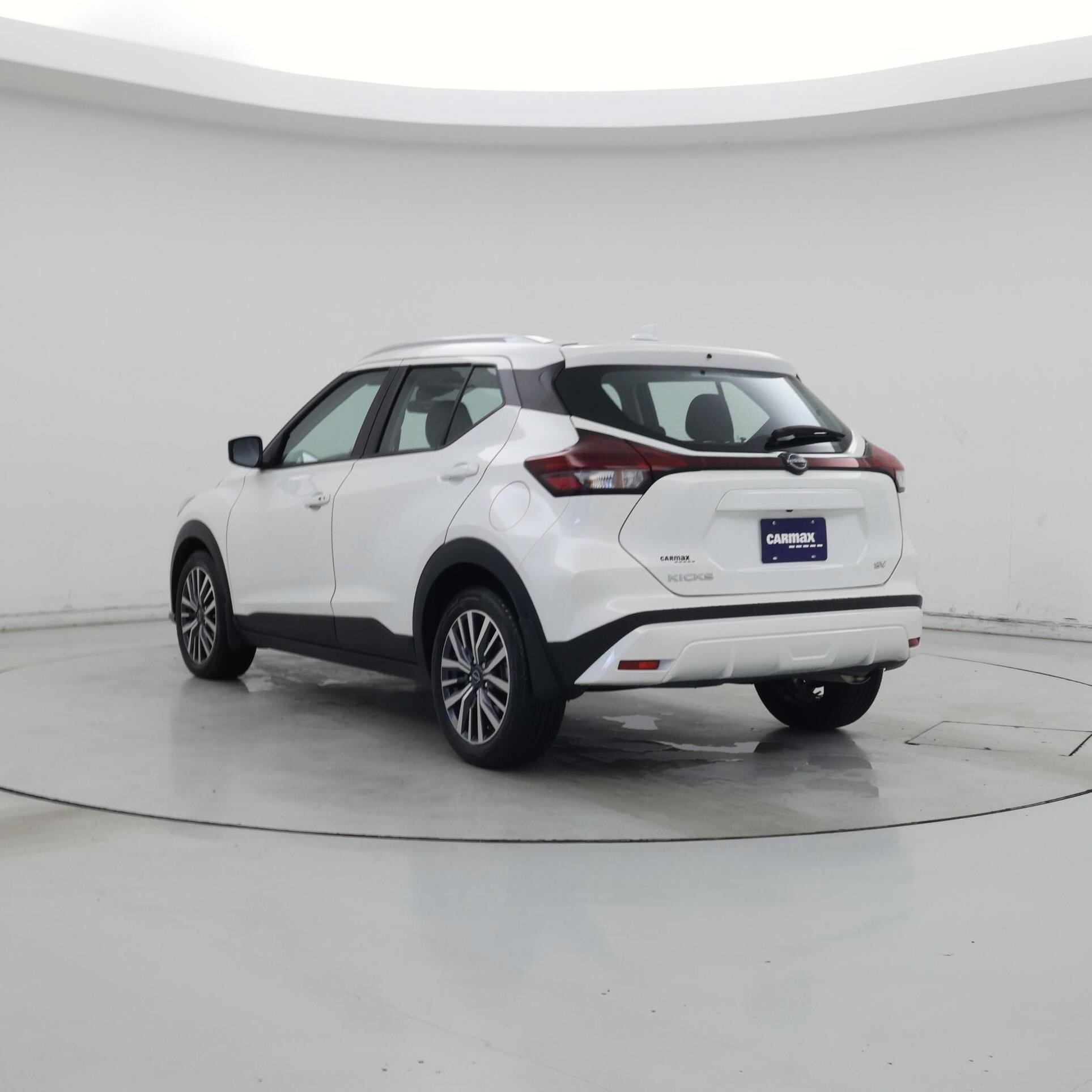 Thumbnail: 2024 Nissan Kicks - 2