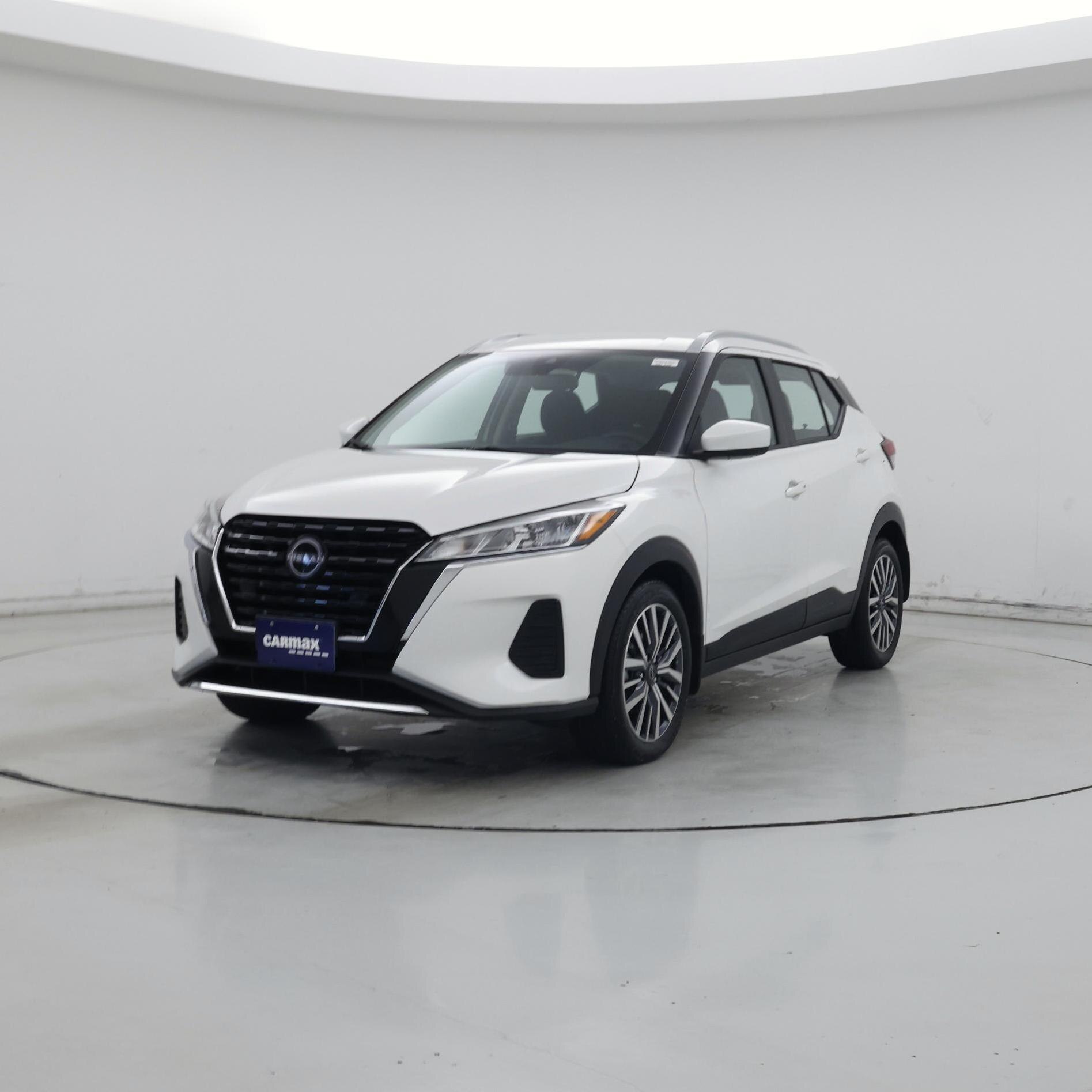 Thumbnail: 2024 Nissan Kicks - 4