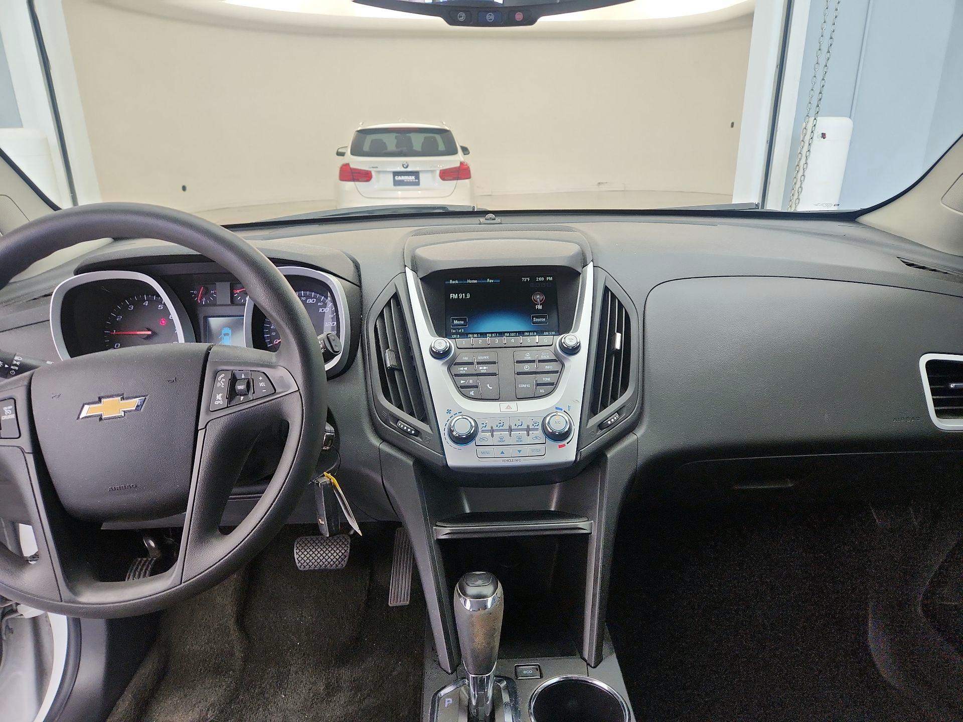 Thumbnail: 2017 Chevrolet Equinox - 9