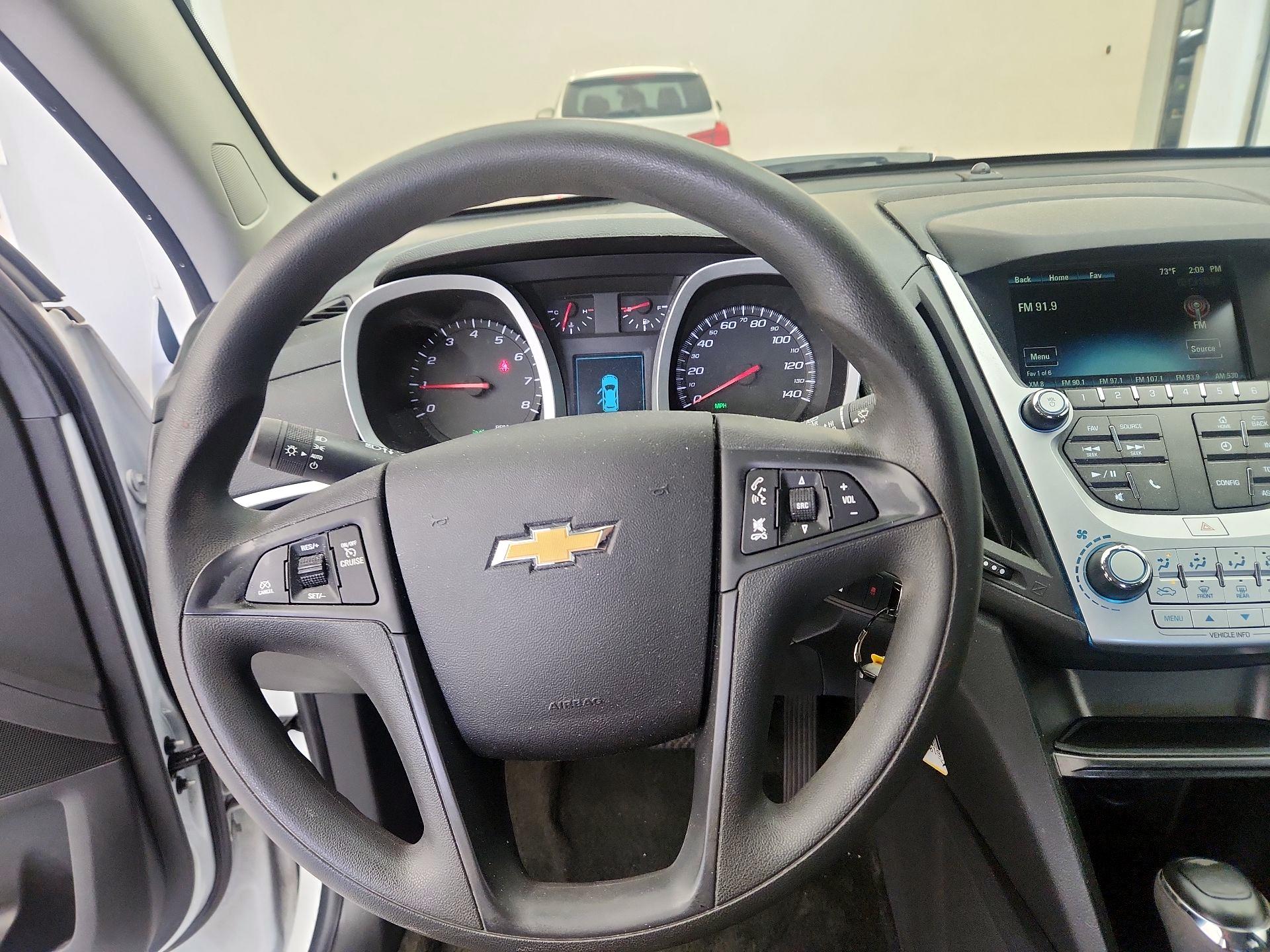 Thumbnail: 2017 Chevrolet Equinox - 10