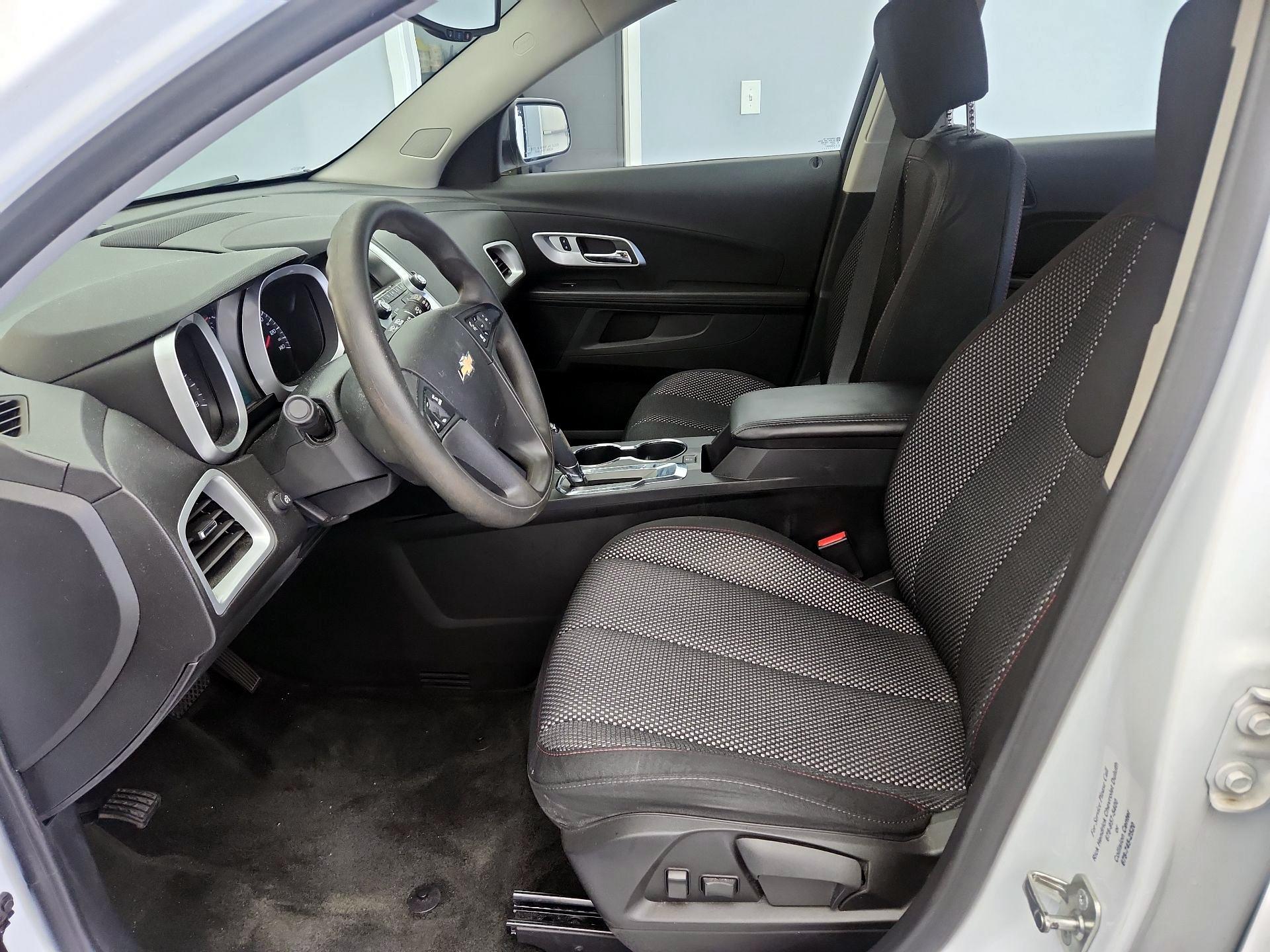 Thumbnail: 2017 Chevrolet Equinox - 11