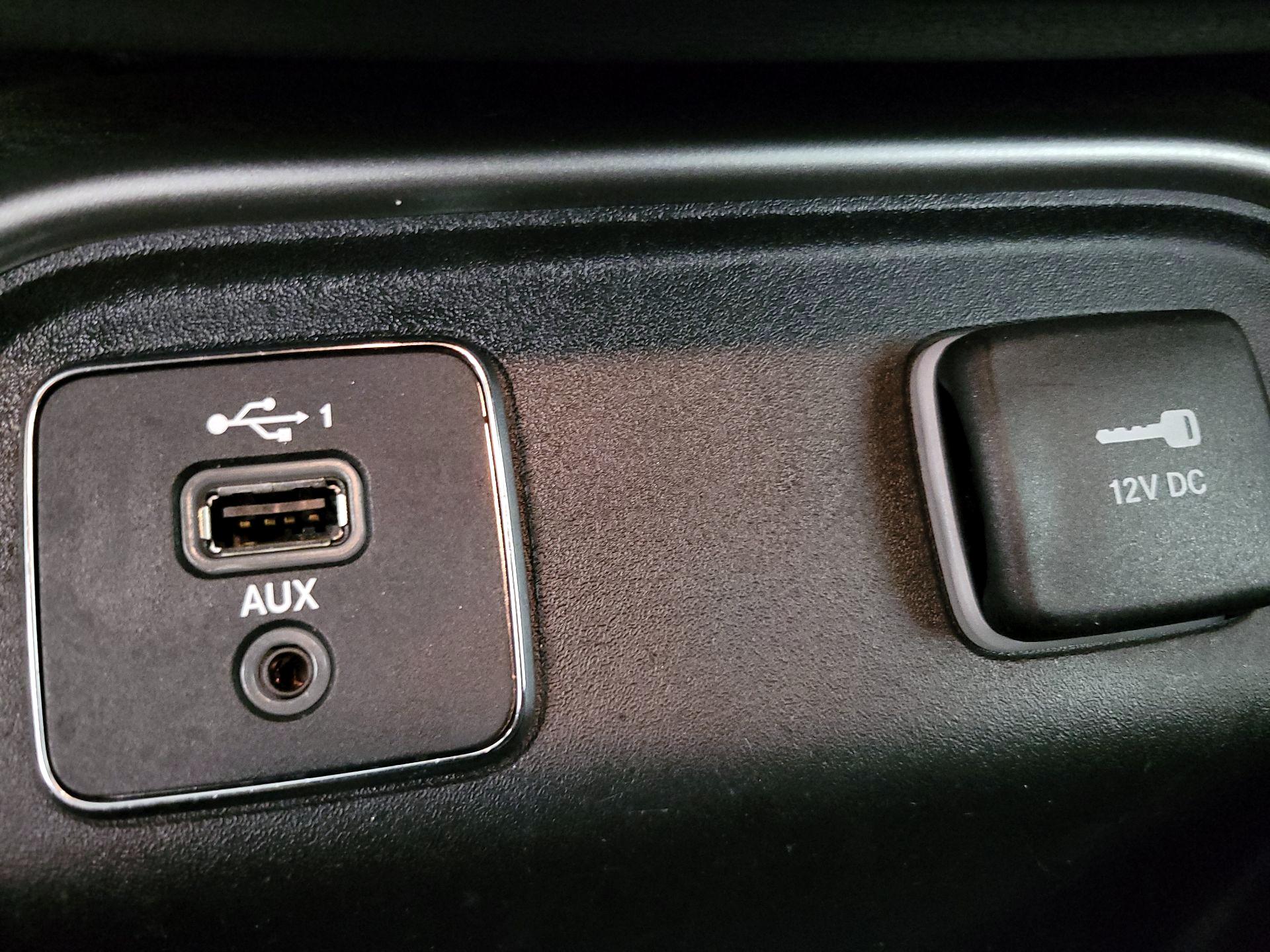 Thumbnail: 2021 Jeep Compass - 18