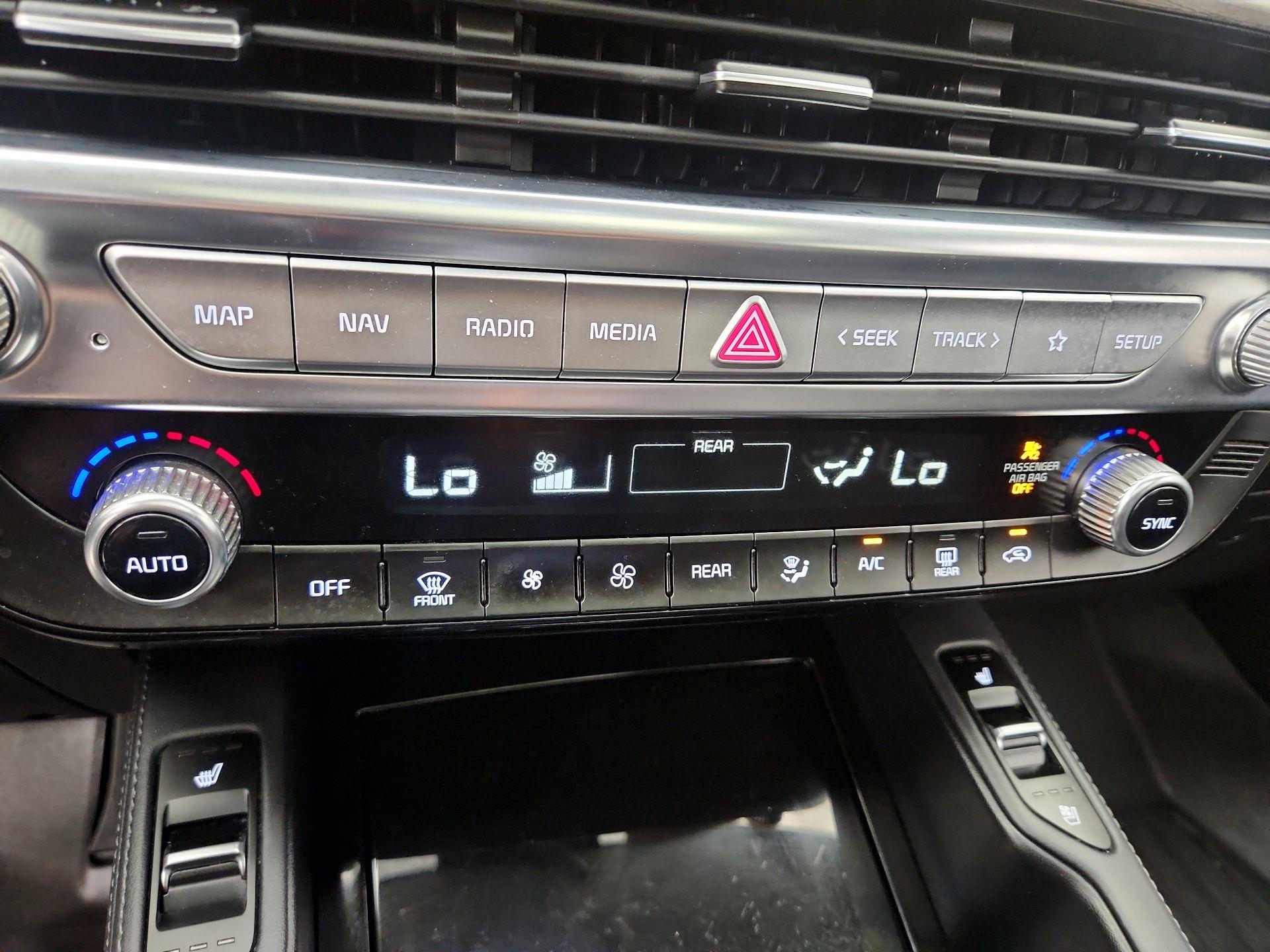 Thumbnail: 2020 Kia Telluride - 17