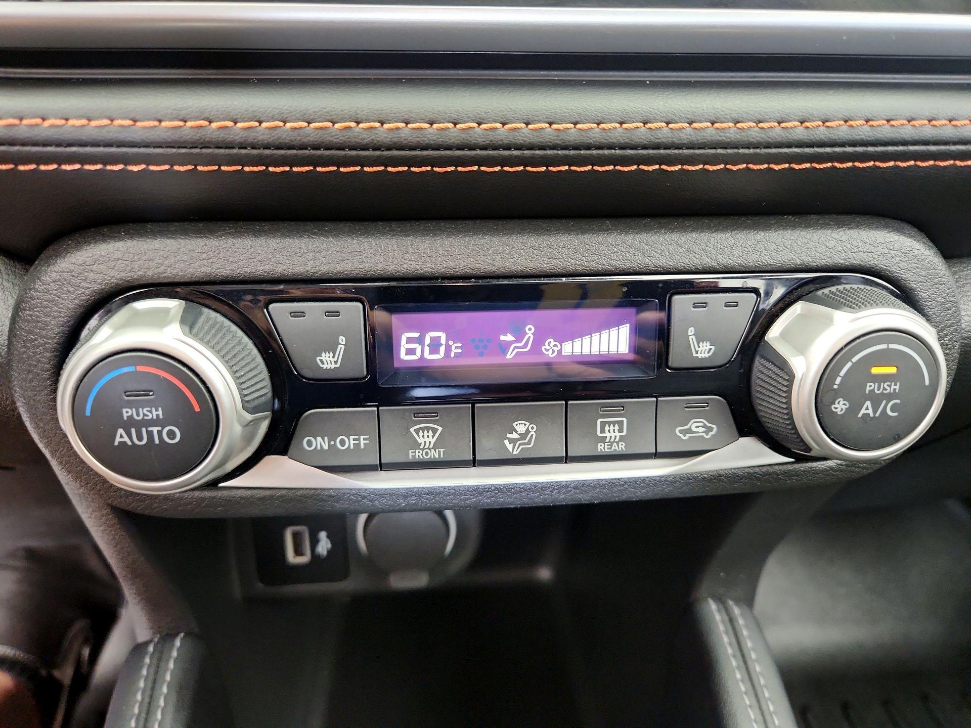 Thumbnail: 2020 Nissan Kicks - 15