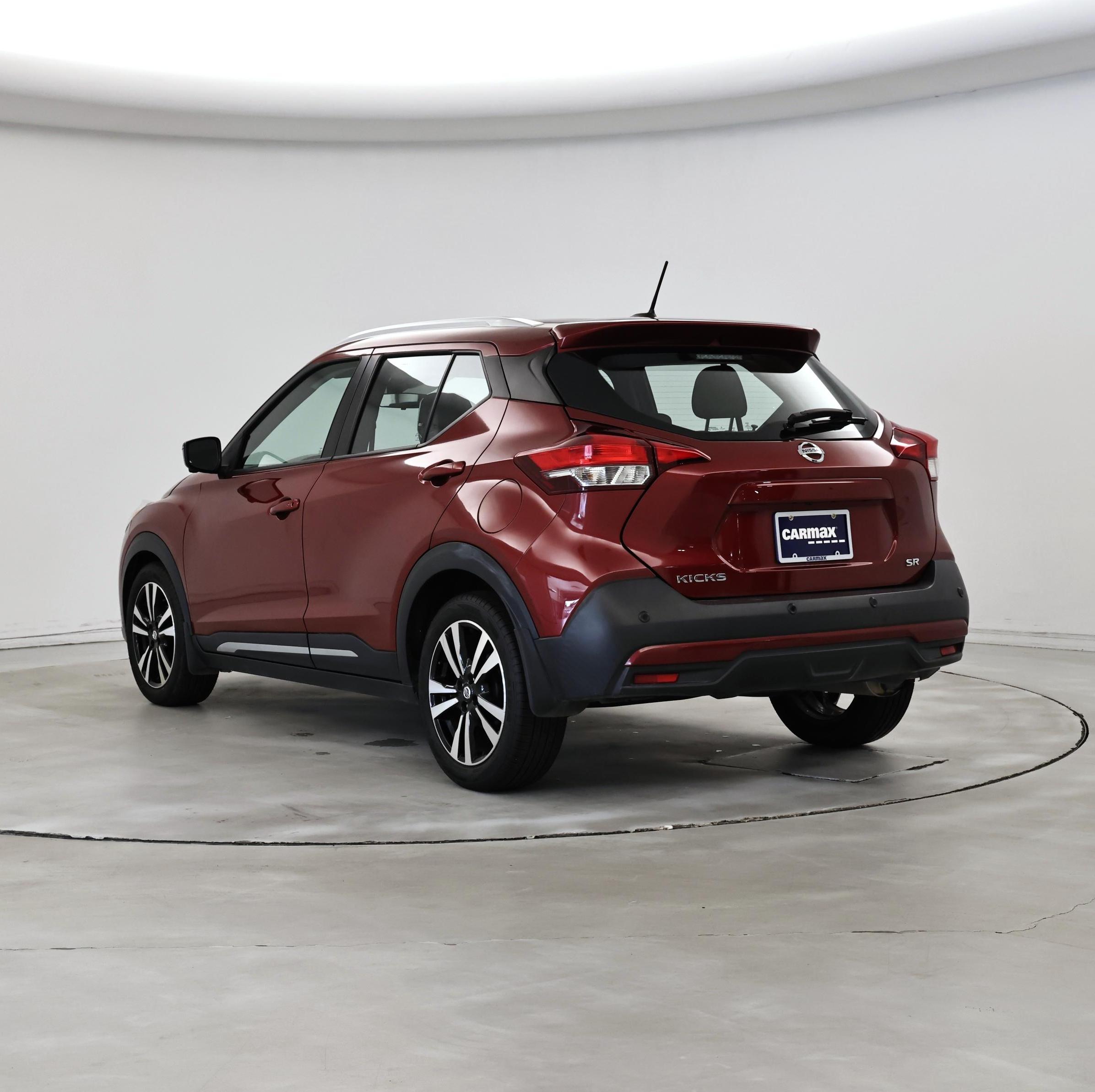 Thumbnail: 2020 Nissan Kicks - 2