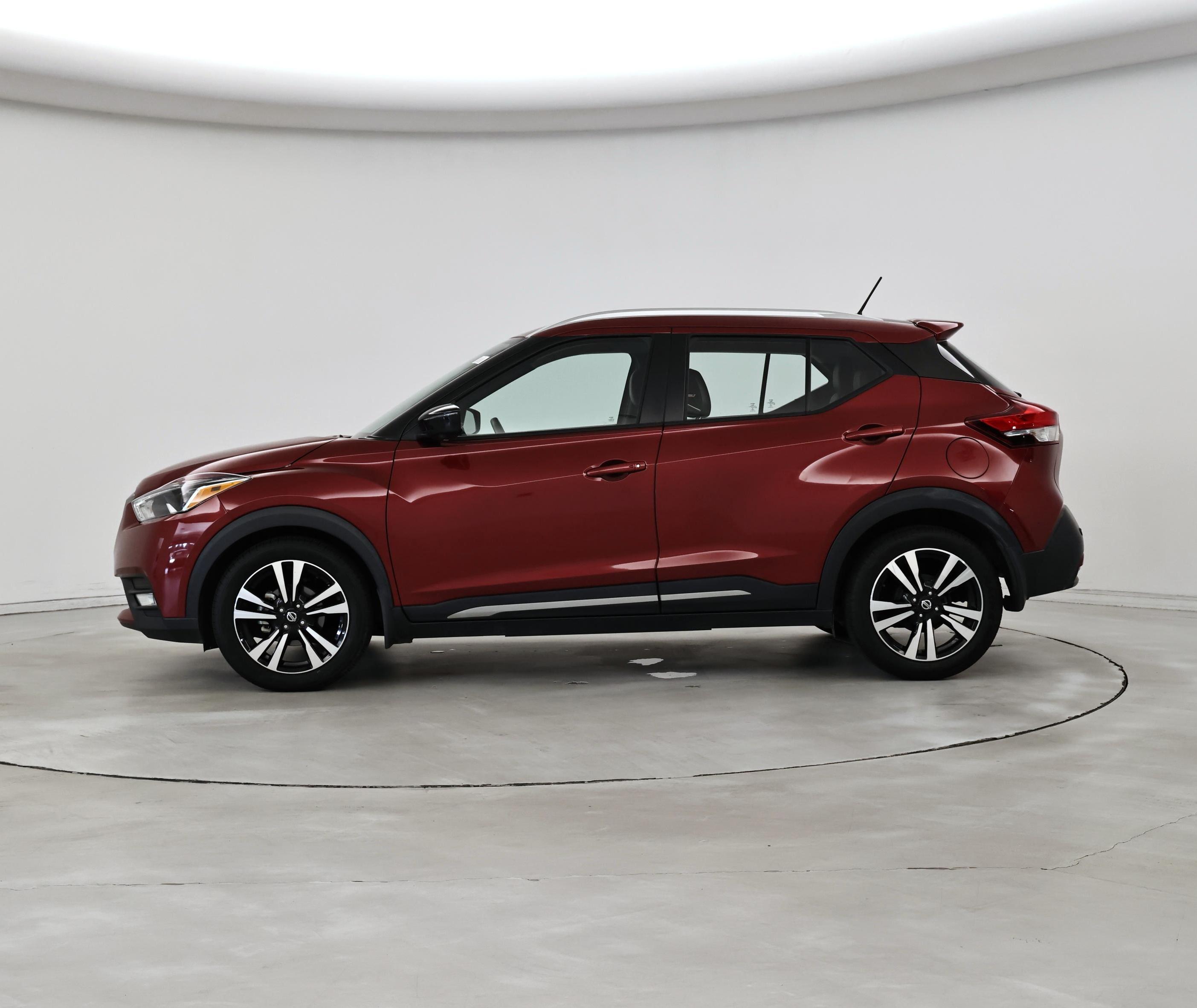 Thumbnail: 2020 Nissan Kicks - 3