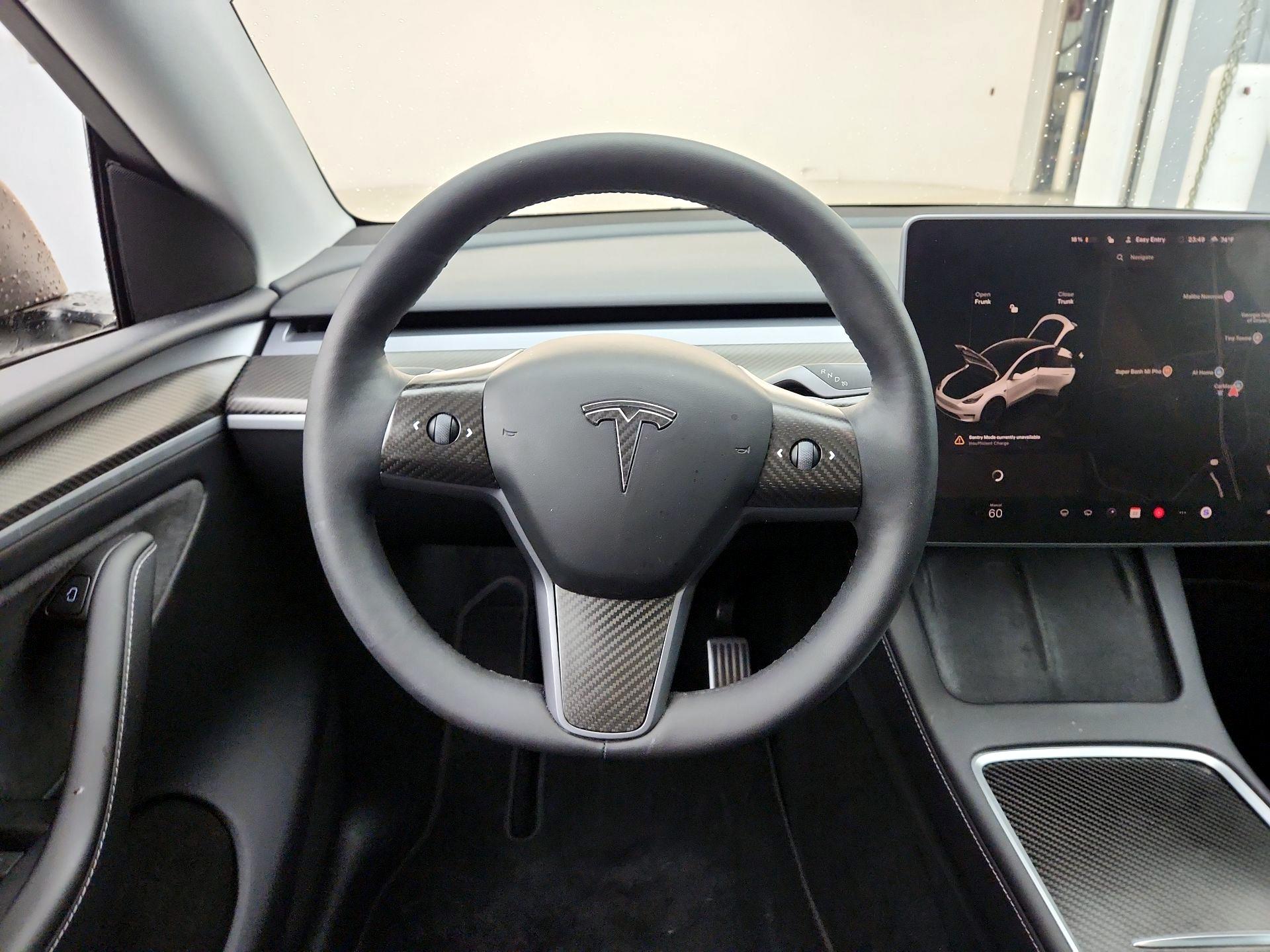 Thumbnail: 2023 Tesla Model Y - 10