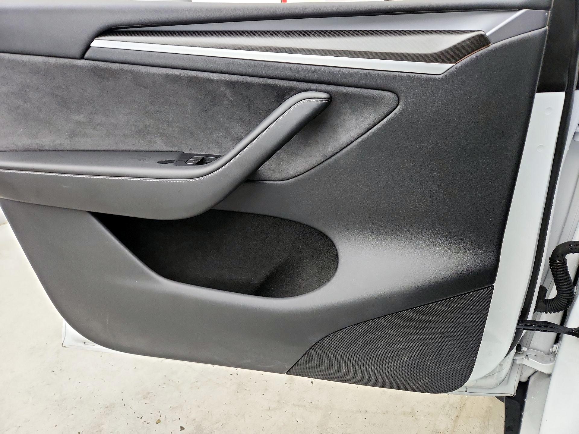 Thumbnail: 2023 Tesla Model Y - 12