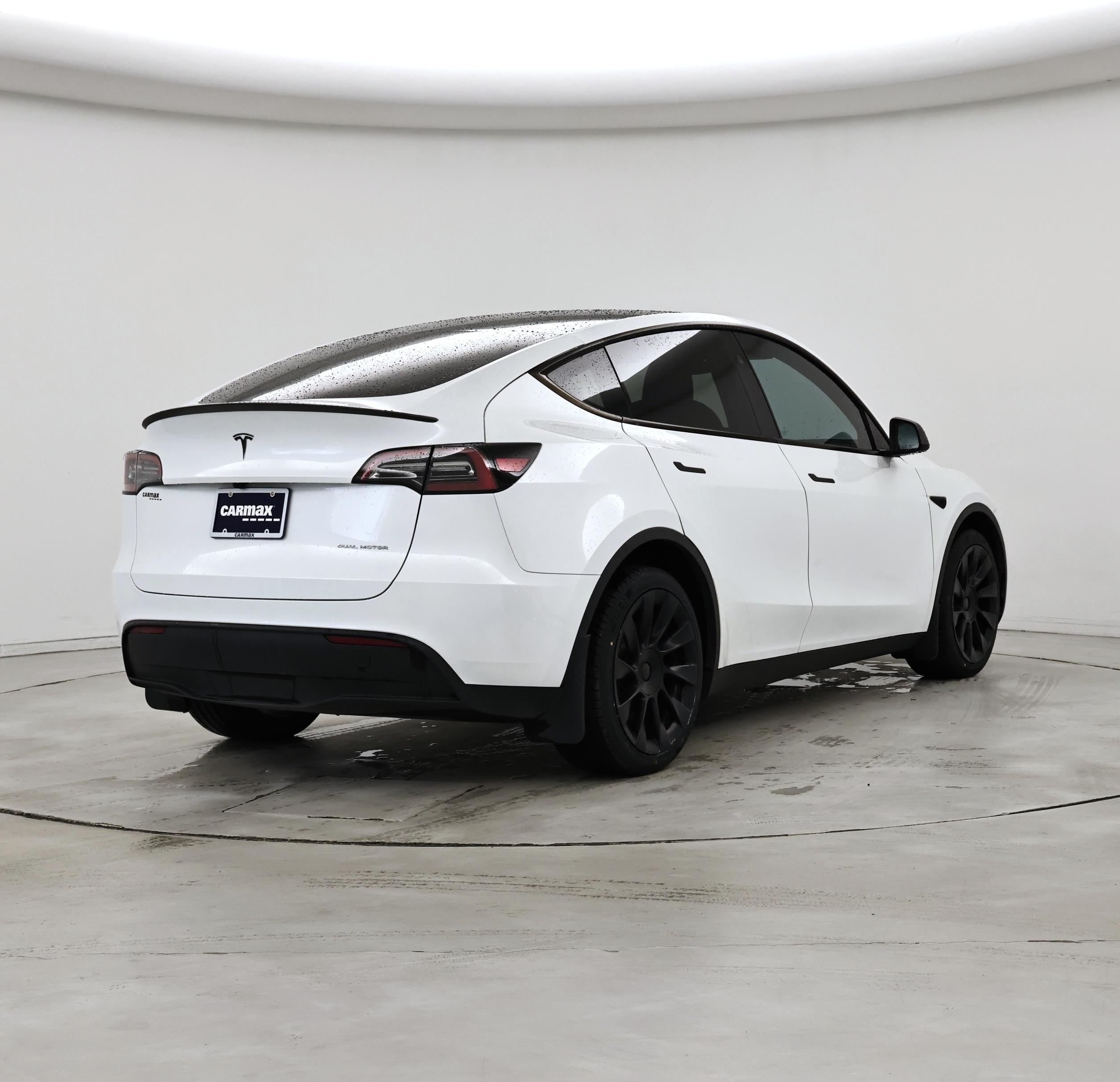 Thumbnail: 2023 Tesla Model Y - 8