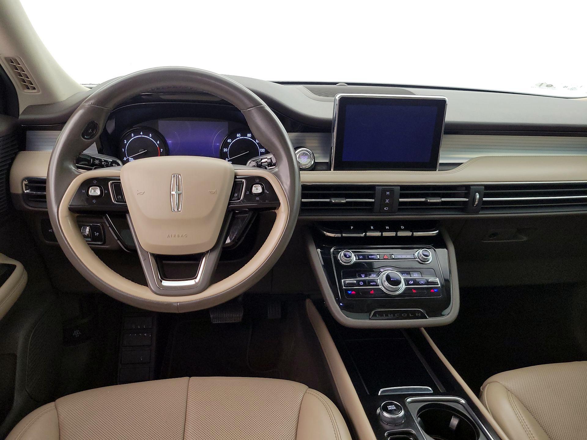 Thumbnail: 2020 Lincoln Corsair - 10