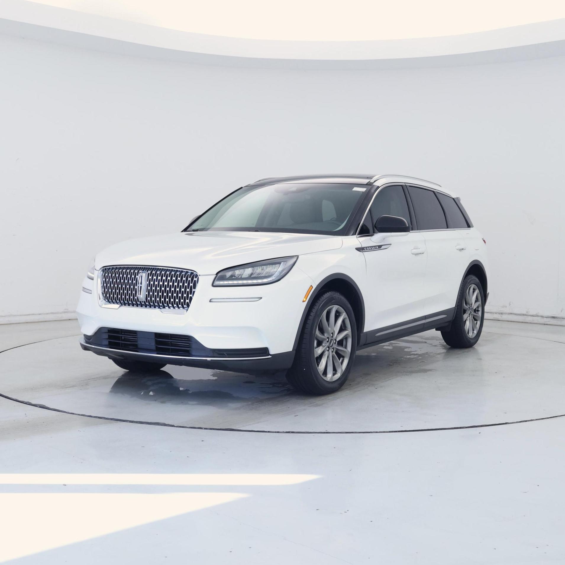 Thumbnail: 2020 Lincoln Corsair - 4