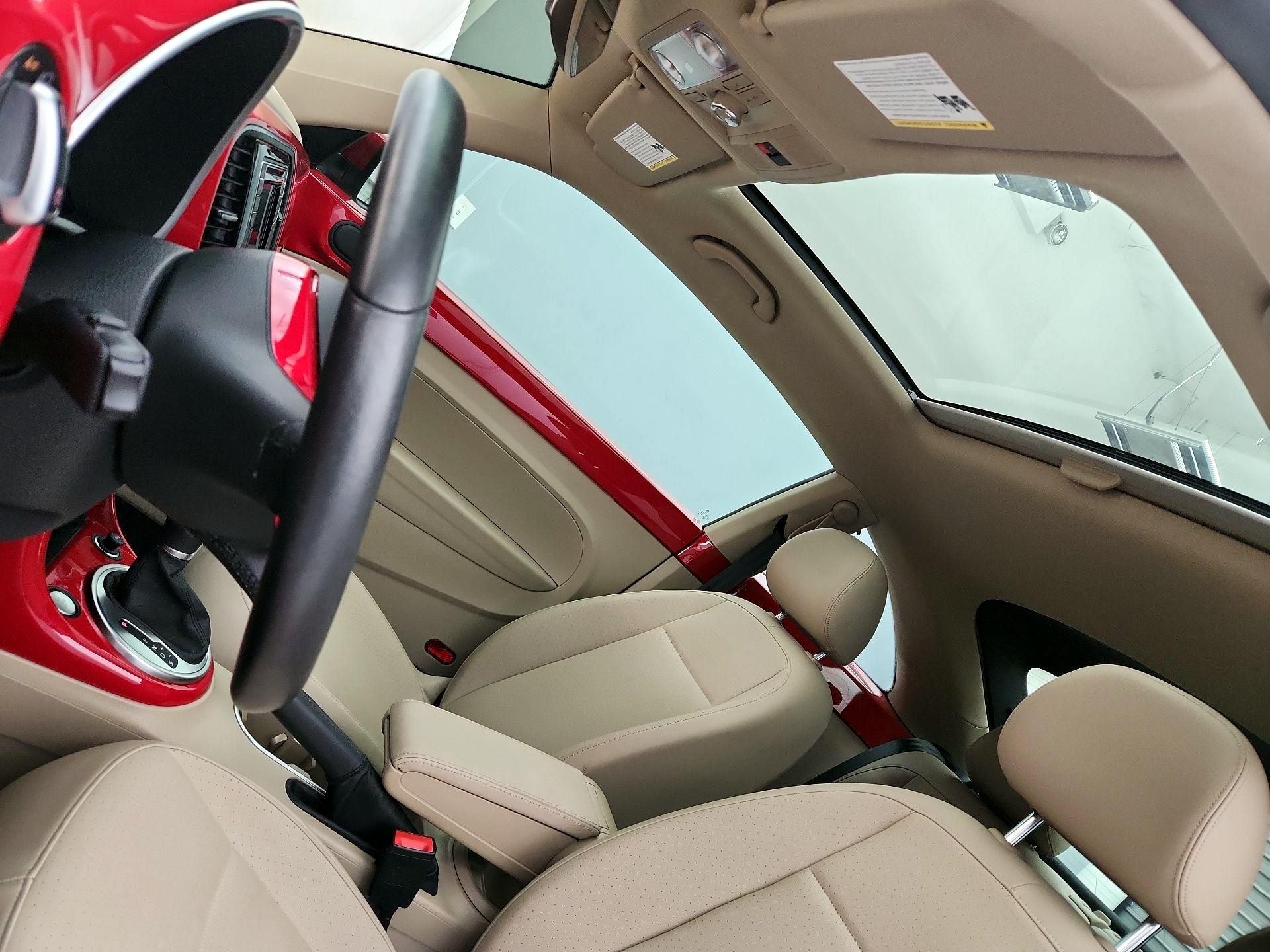 Thumbnail: 2019 Volkswagen Beetle - 19