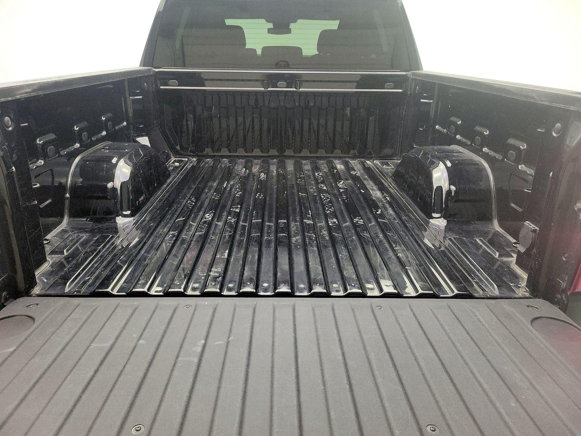 Thumbnail: 2022 Chevrolet Silverado 1500 - 20