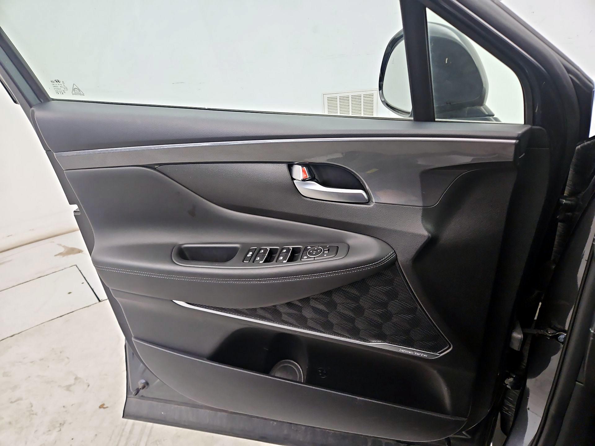 Thumbnail: 2022 Hyundai Santa Fe - 12