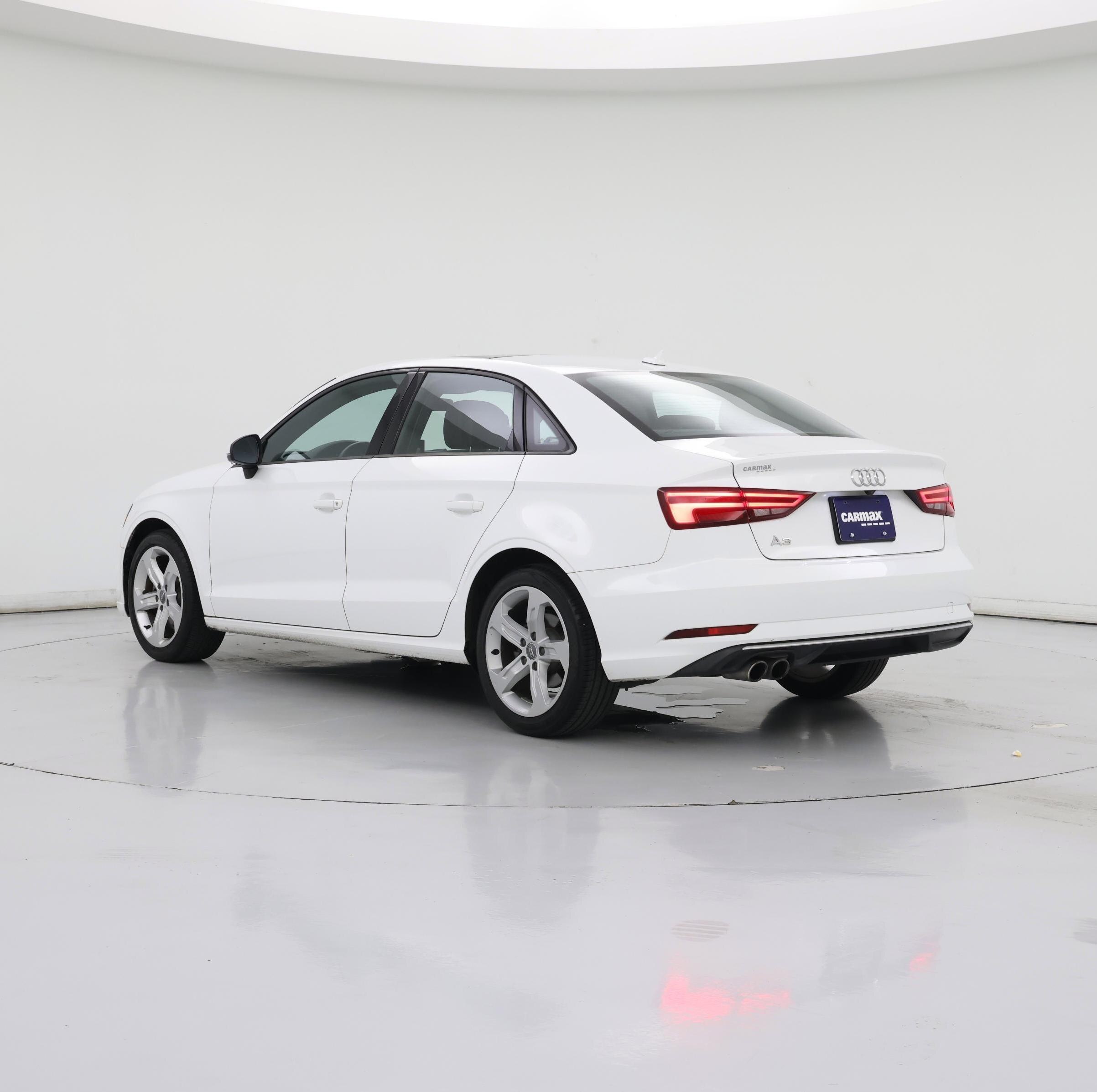 Thumbnail: 2017 Audi A3 - 2