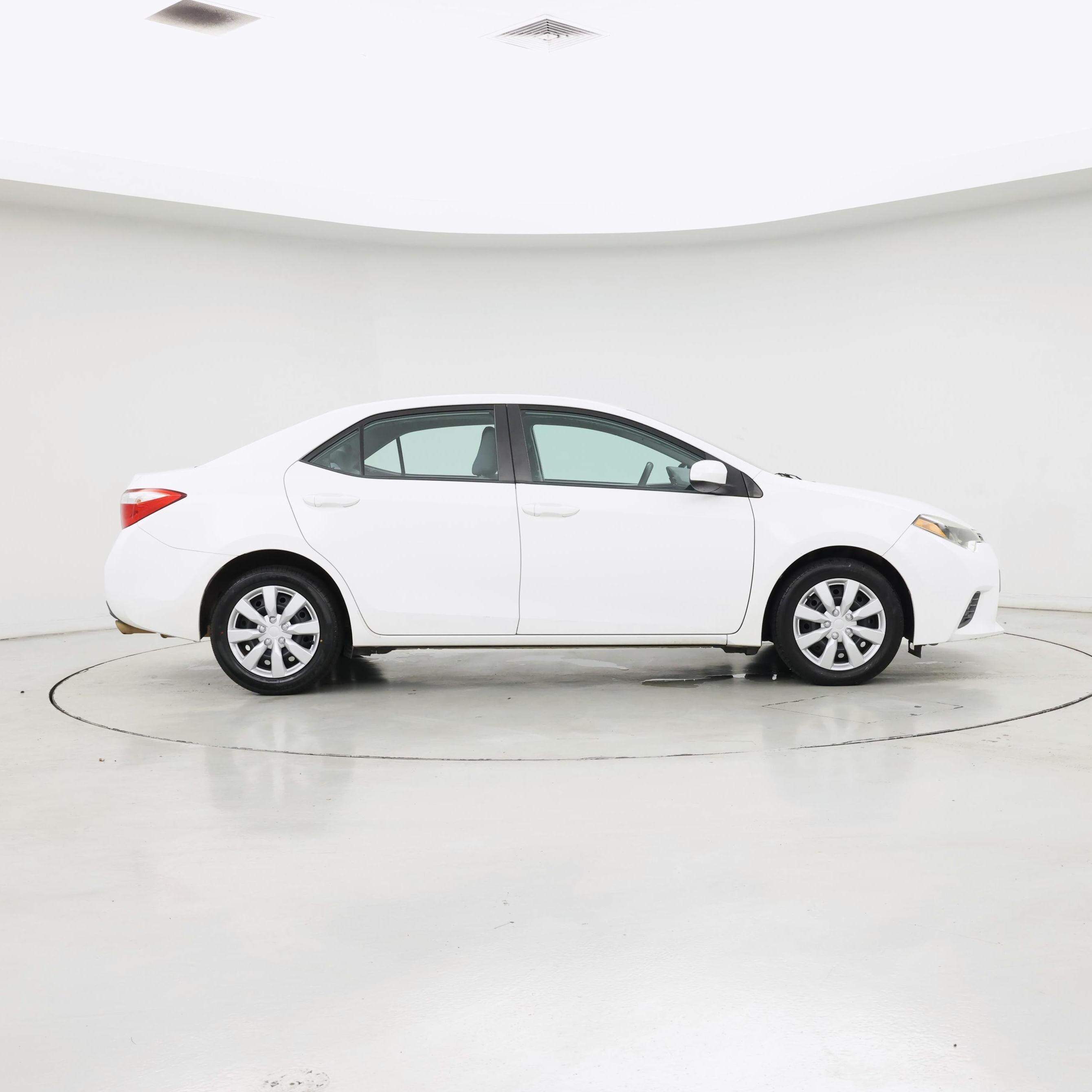Thumbnail: 2015 Toyota Corolla - 7
