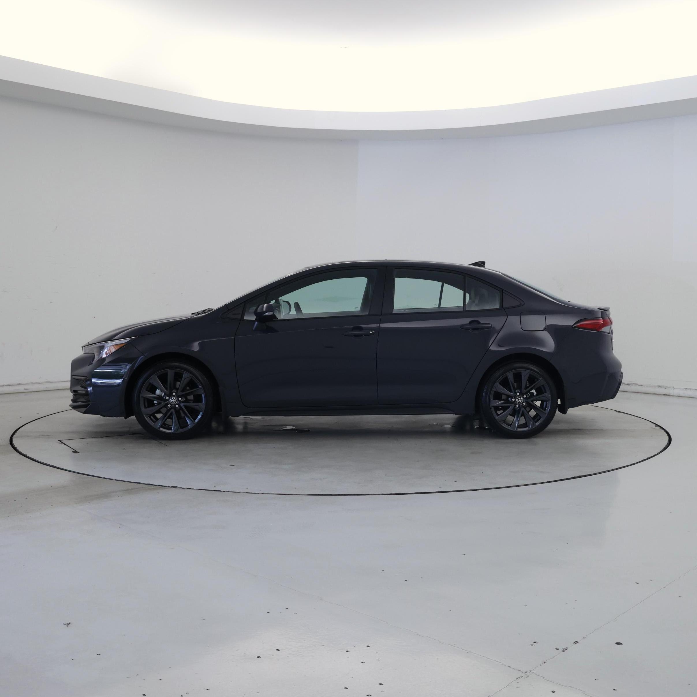 Thumbnail: 2025 Toyota Corolla - 3